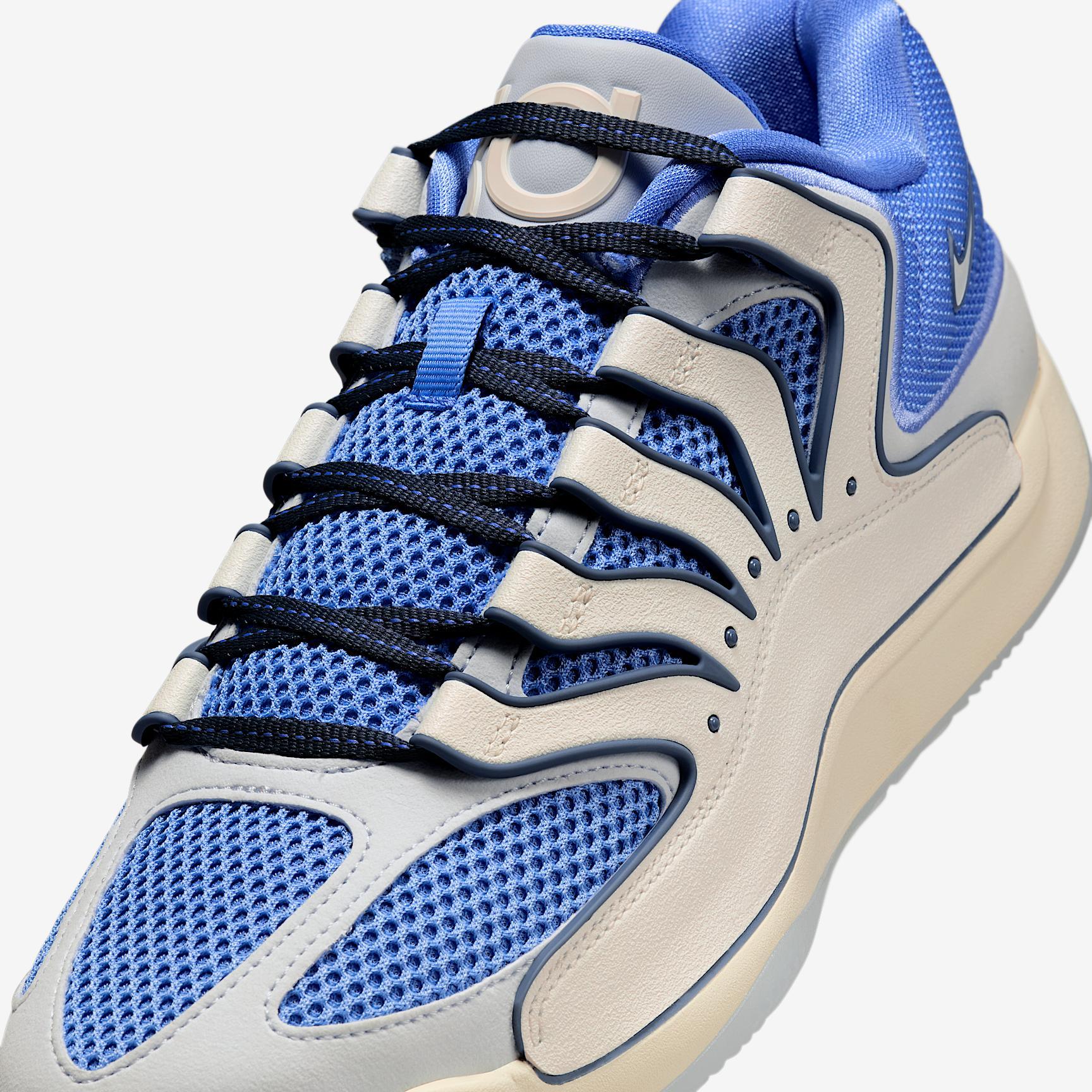 Nike Men's KD18 Basketball Shoes Product Image