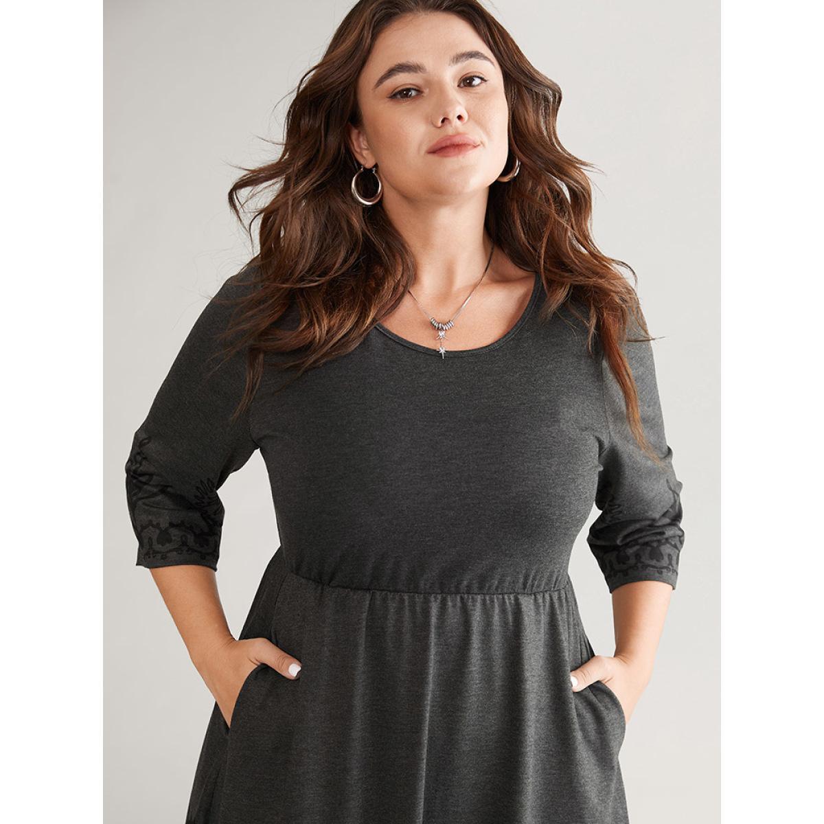 Plus Size Elastic Waist Pocket Graphic Print Dress DimGray Women Casual Printed Round Neck Elbow-length sleeve Curvy Midi Dress BloomChic 18-20/2X Product Image