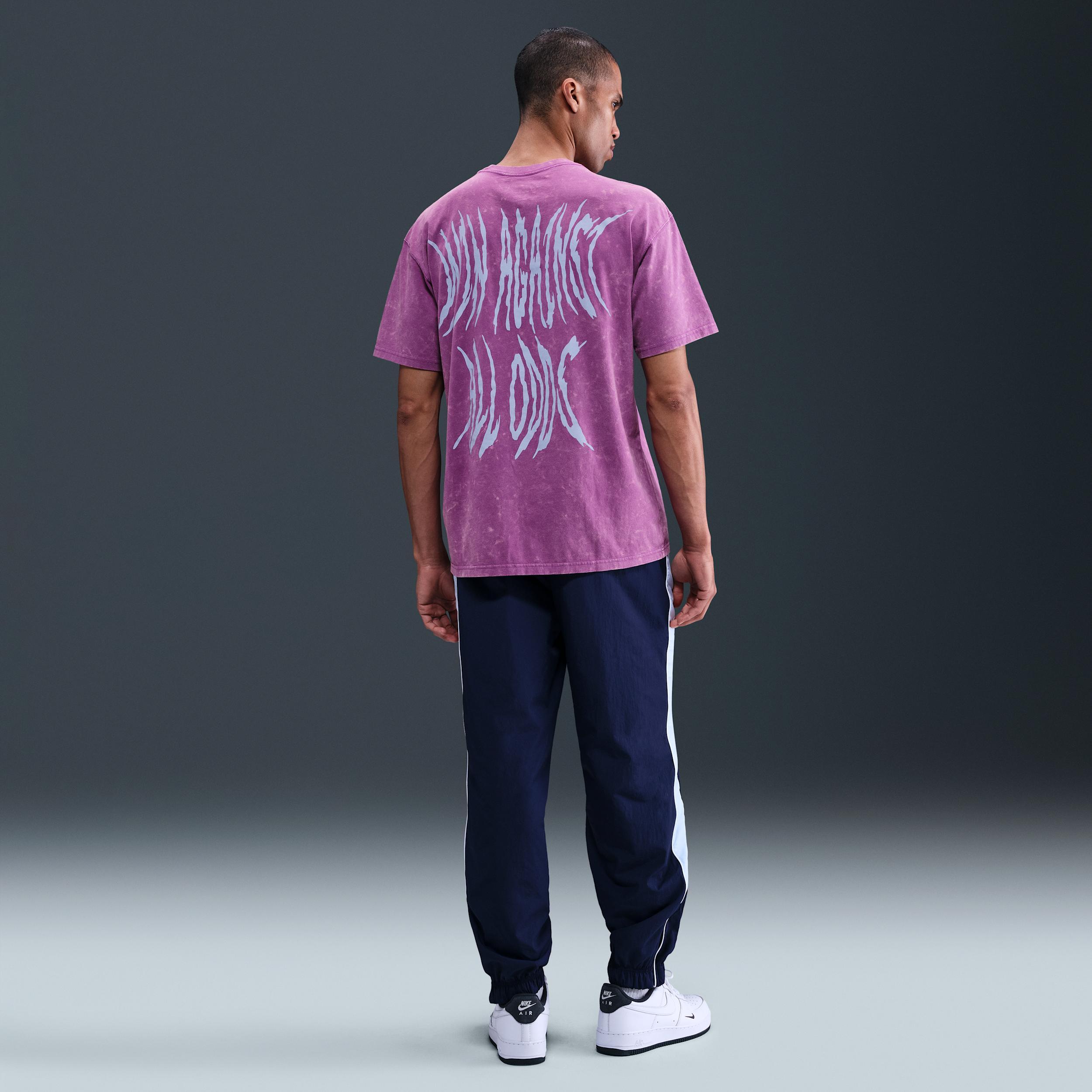 Nike Men's Max90 T-Shirt Product Image