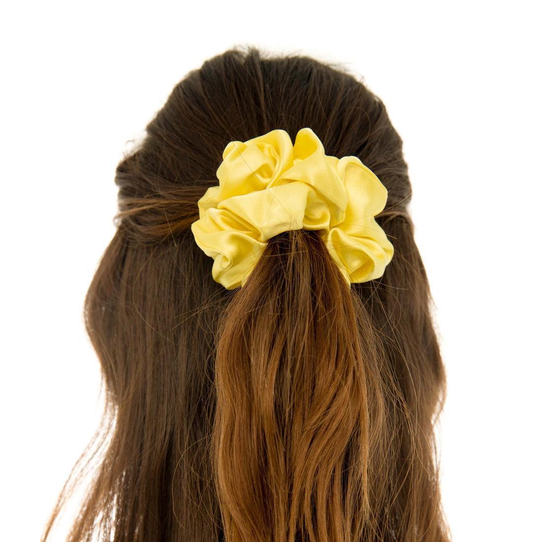 Nini Scrunchie Product Image