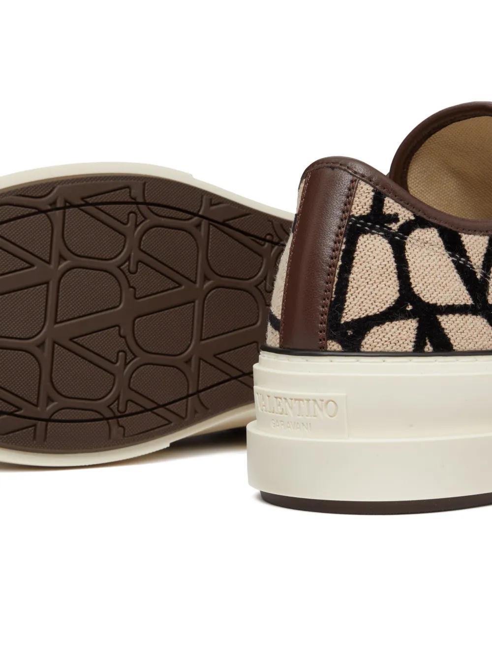 logo-print sneakers  Product Image