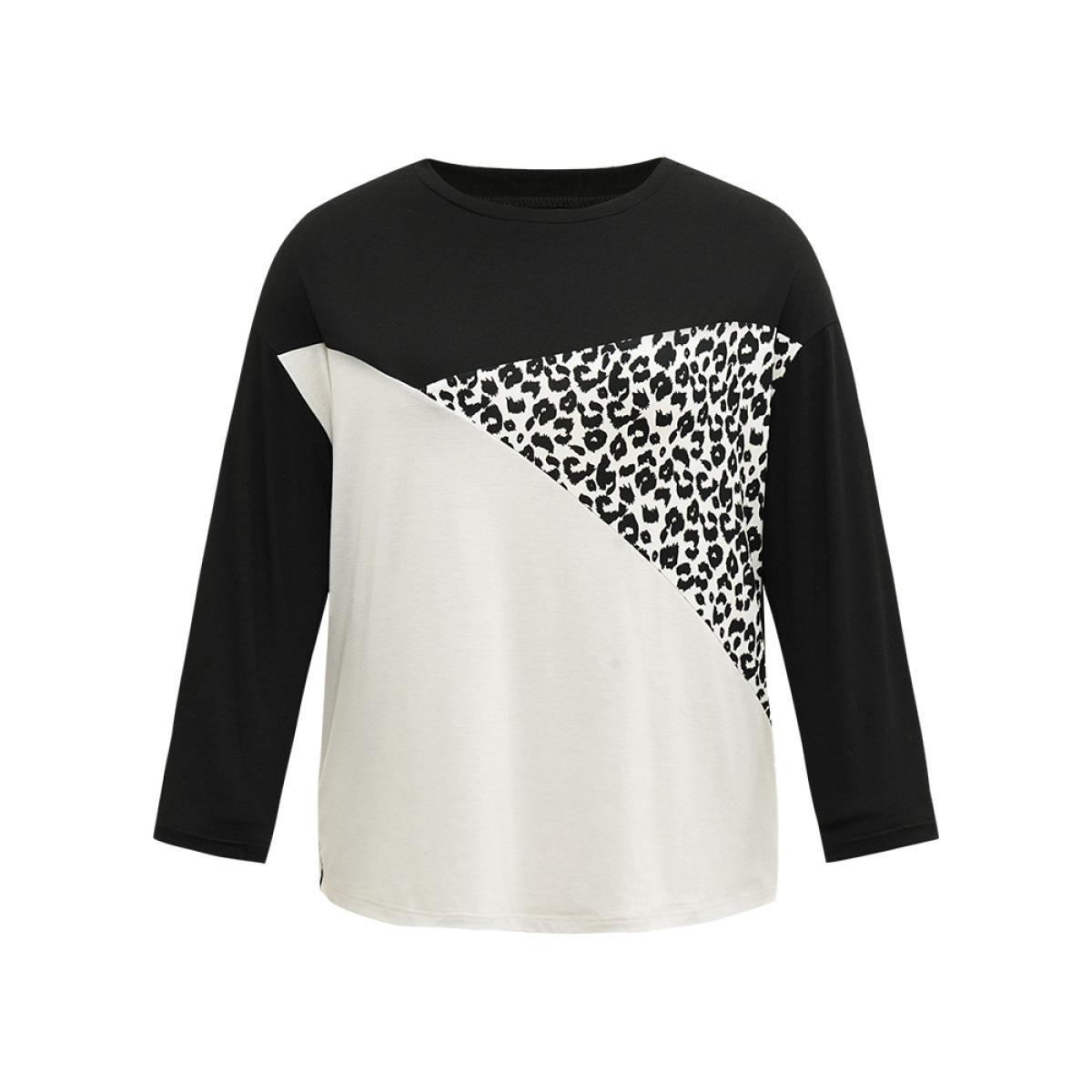 Plus Size Leopard Print Colorblock Patchwork T-shirt Black Women Casual Contrast Patchwork Round Neck Dailywear T-shirts BloomChic 26/4X Product Image