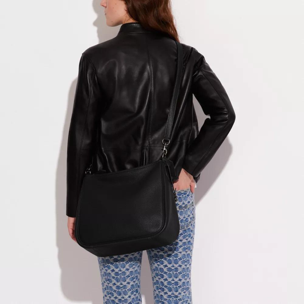 Cary Shoulder Bag Product Image