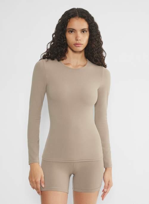 butter new essential longsleeve Product Image