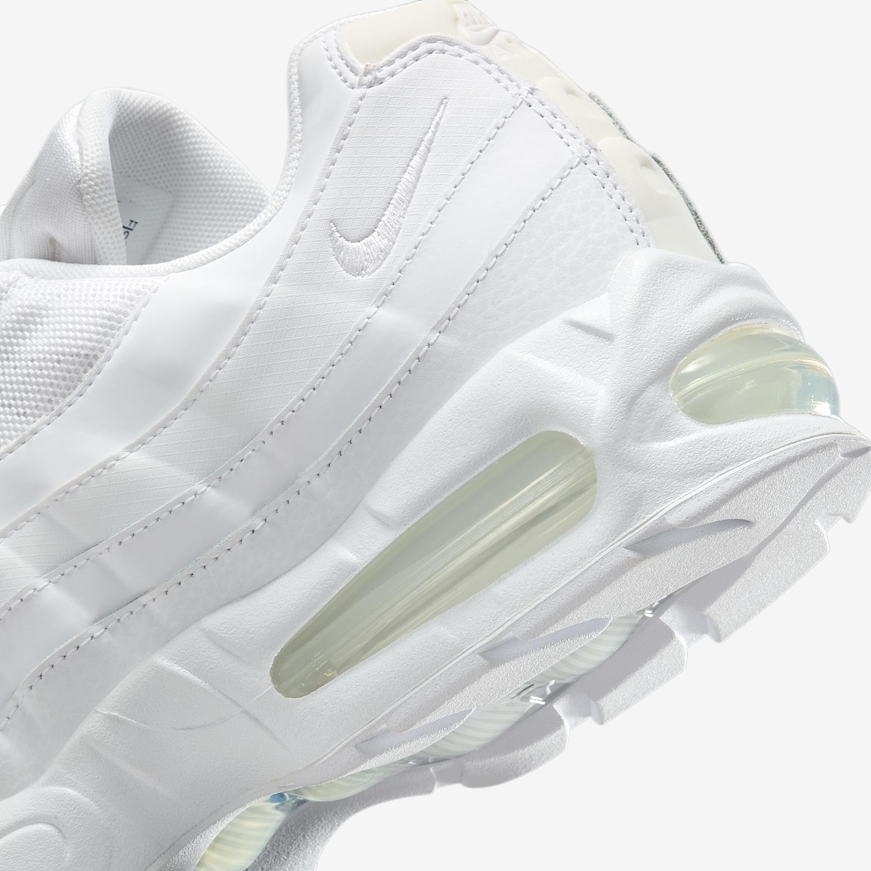 Nike Men's Air Max 95 "Big Bubble" Shoes Product Image