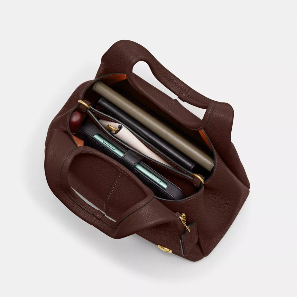 Lana Shoulder Bag 23 Product Image