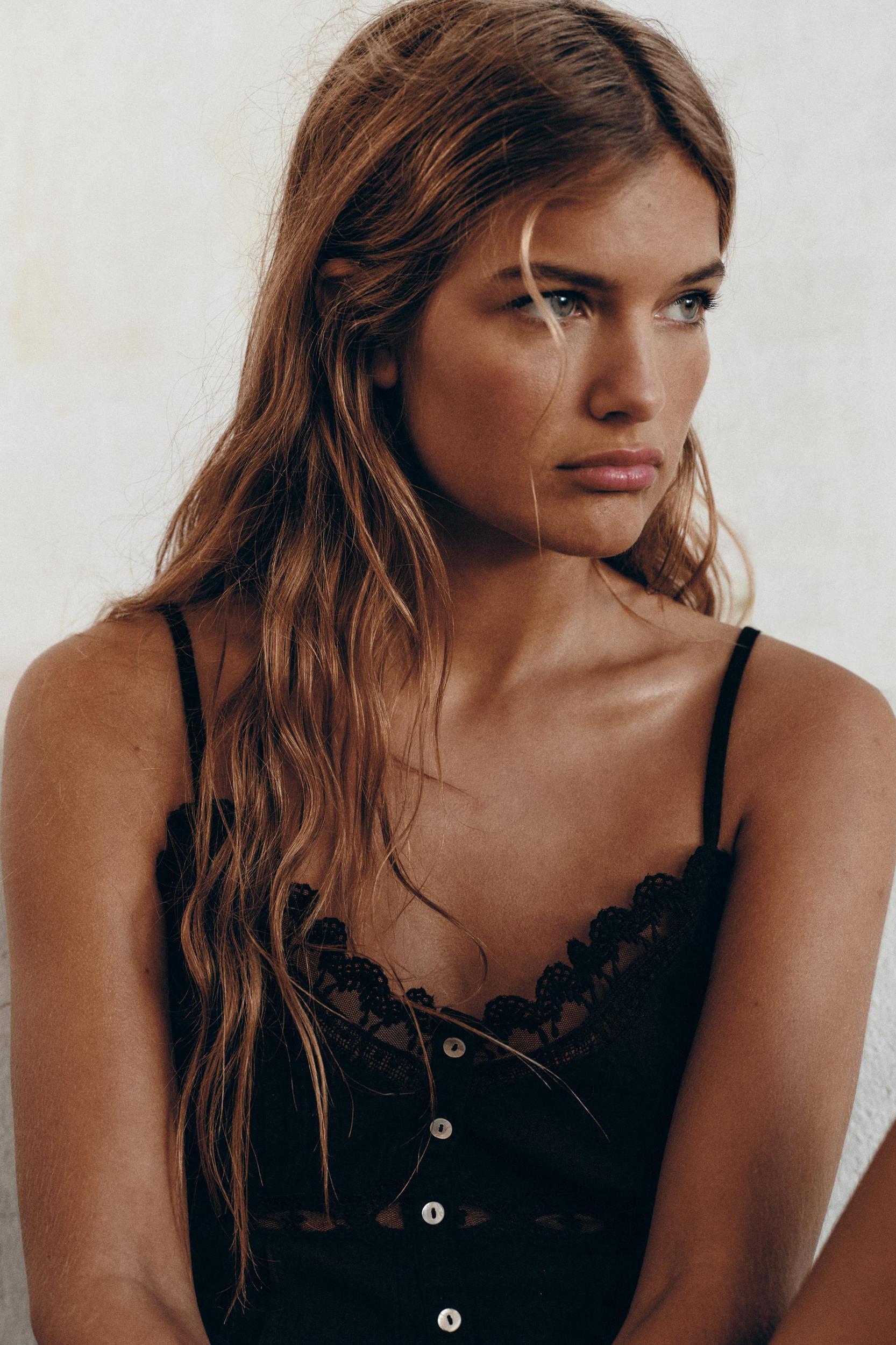 EMBROIDERED TOP Product Image