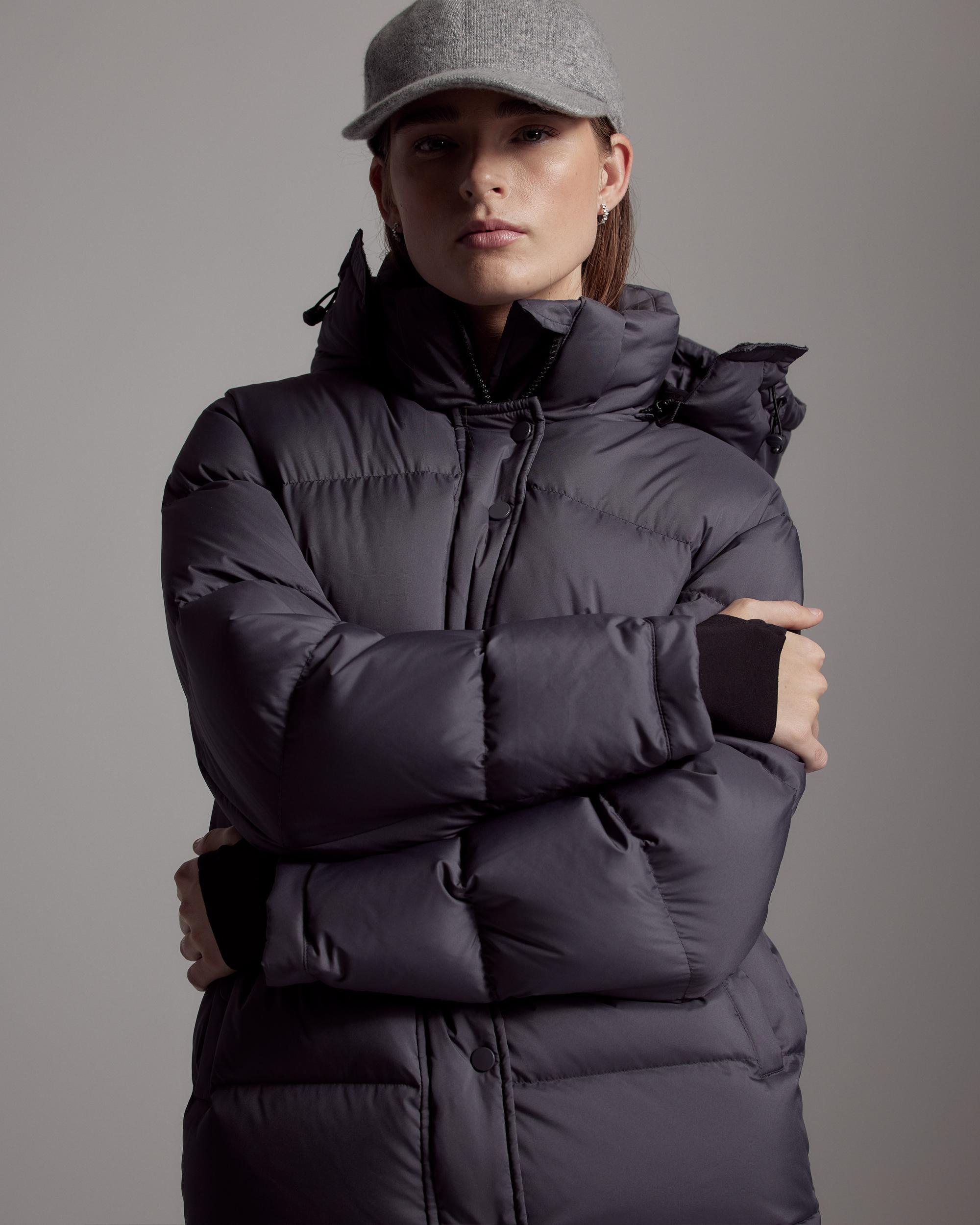 Quince | Women's Responsible Down Puffer Jacket Size XS, Recycled Polyester Product Image