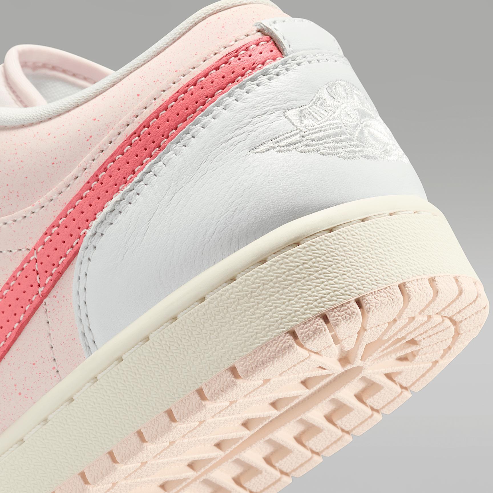 Air Jordan 1 Low SE Women's Shoes Product Image