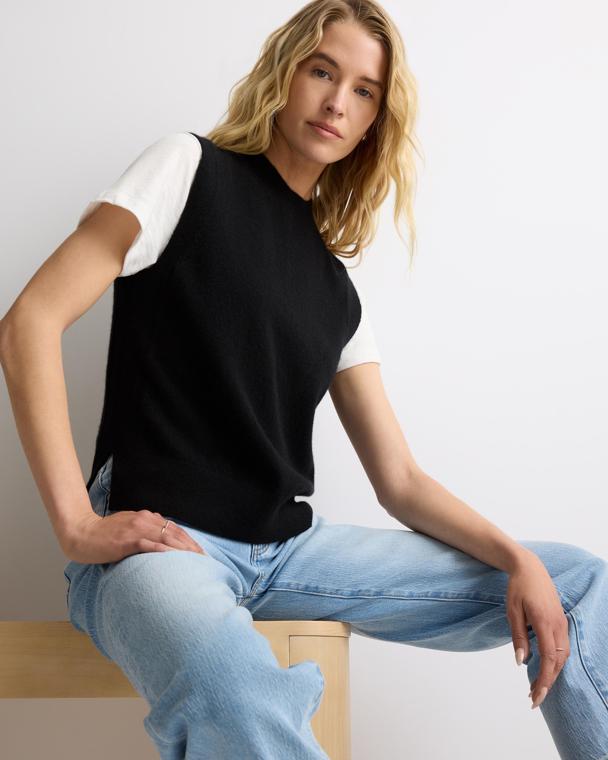 Quince | Women's Mongolian Cashmere Mock Neck Sweater Vest Size XL Product Image