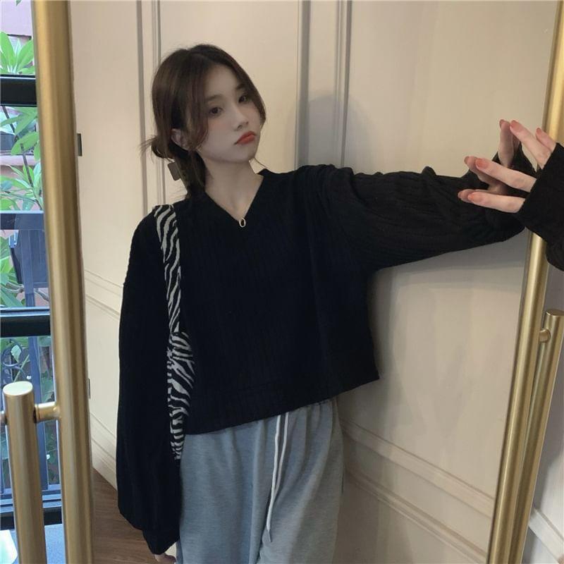 Drop Shoulder V-Neck Plain Ribbed Knit Sweater Product Image