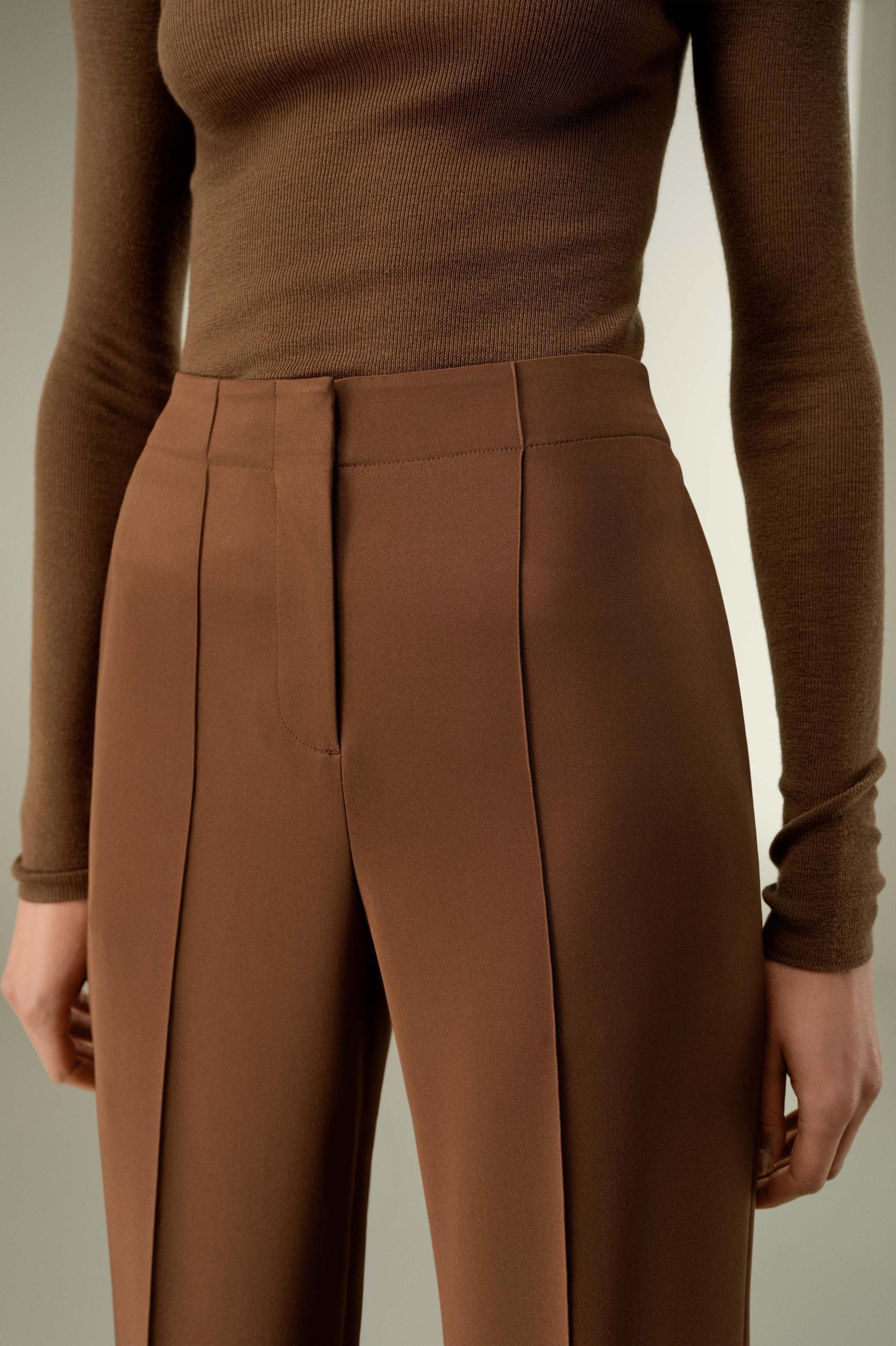 Minimalist Silk Crêpe Pant Product Image