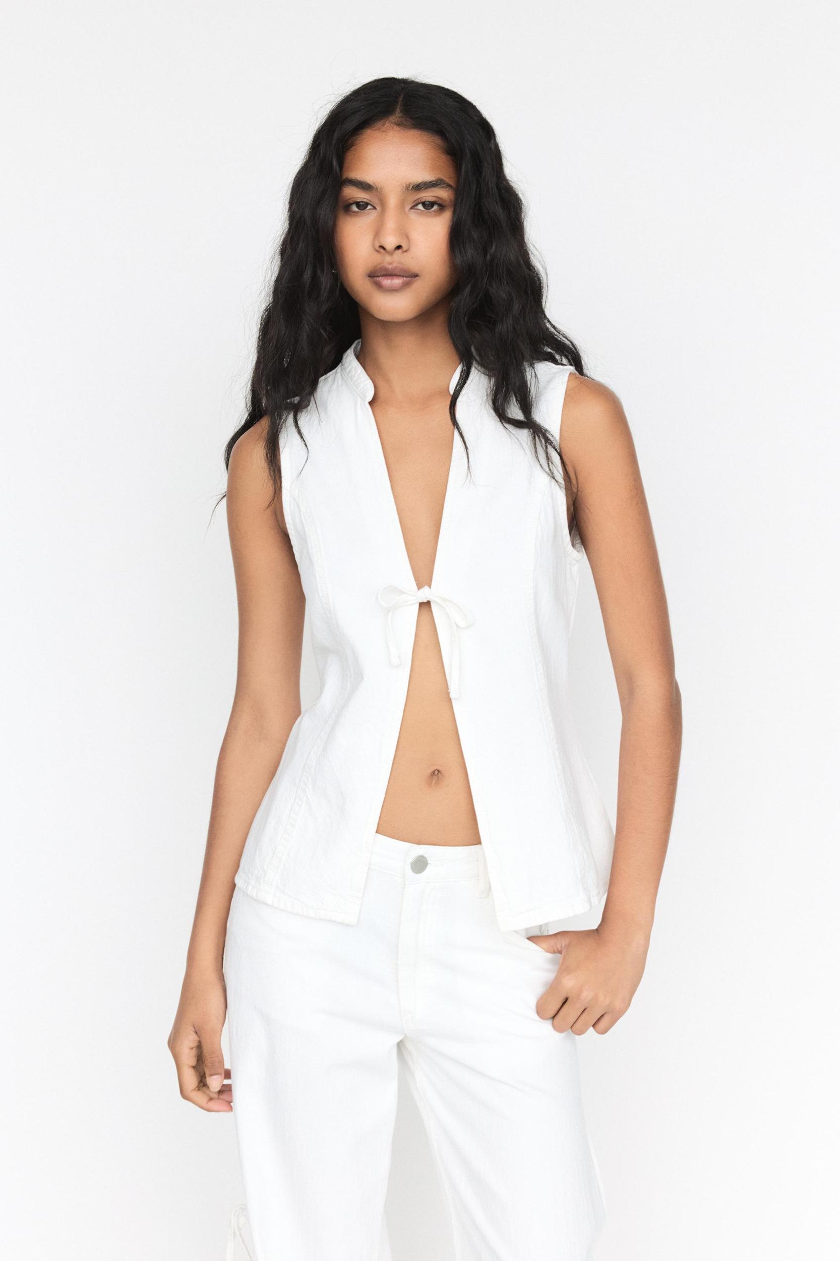 Blouse with tie fastening Product Image