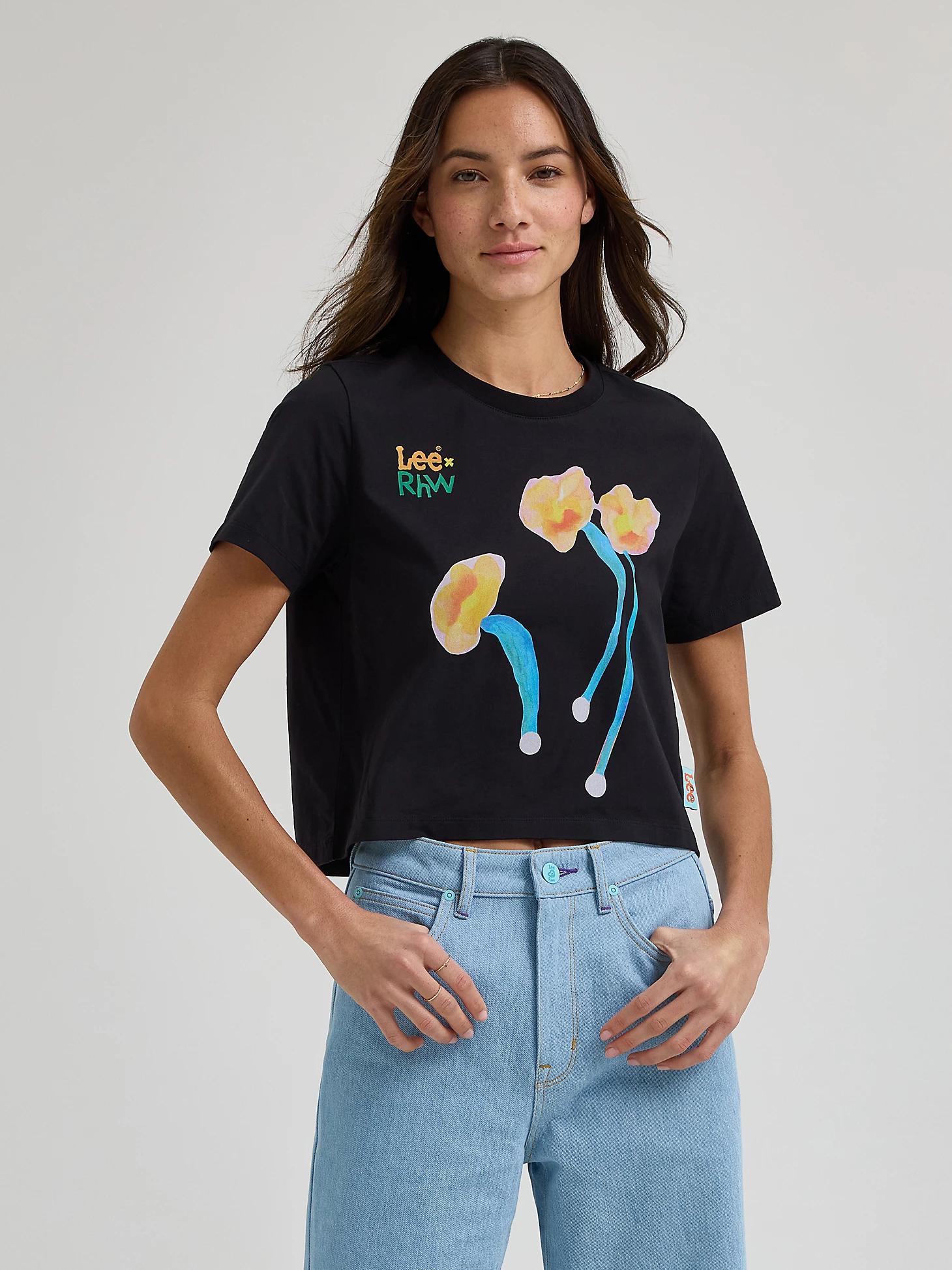 Women's Lee® x Ruohan Wang Crop Flower Tee | Women's Tees | Lee® Product Image