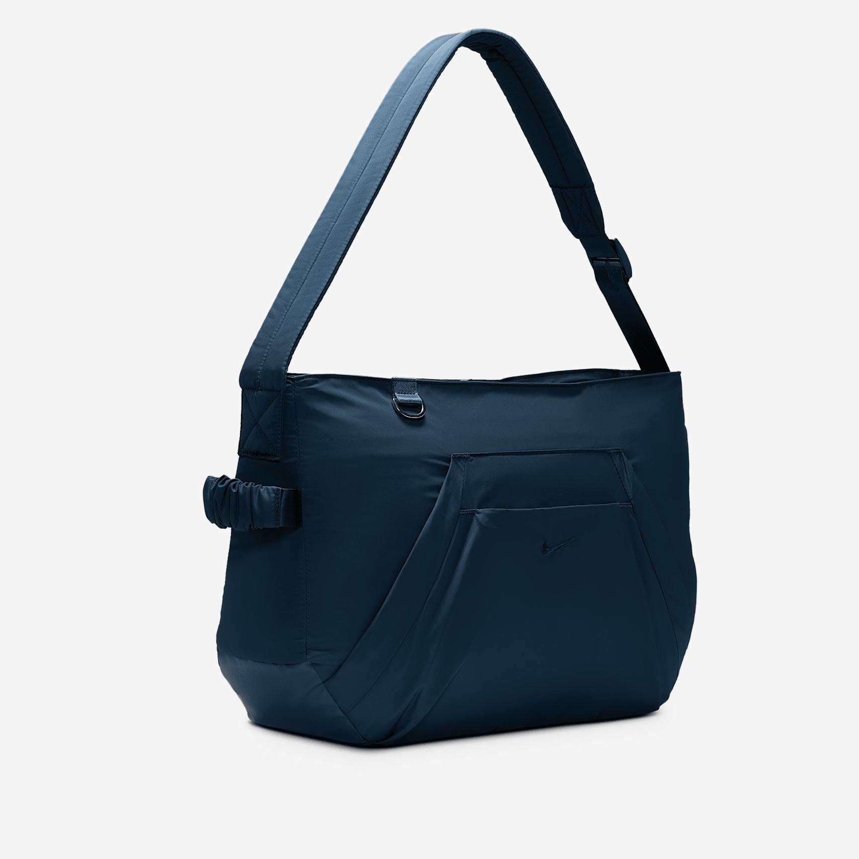 Nike One Tote Bag (25L) Product Image
