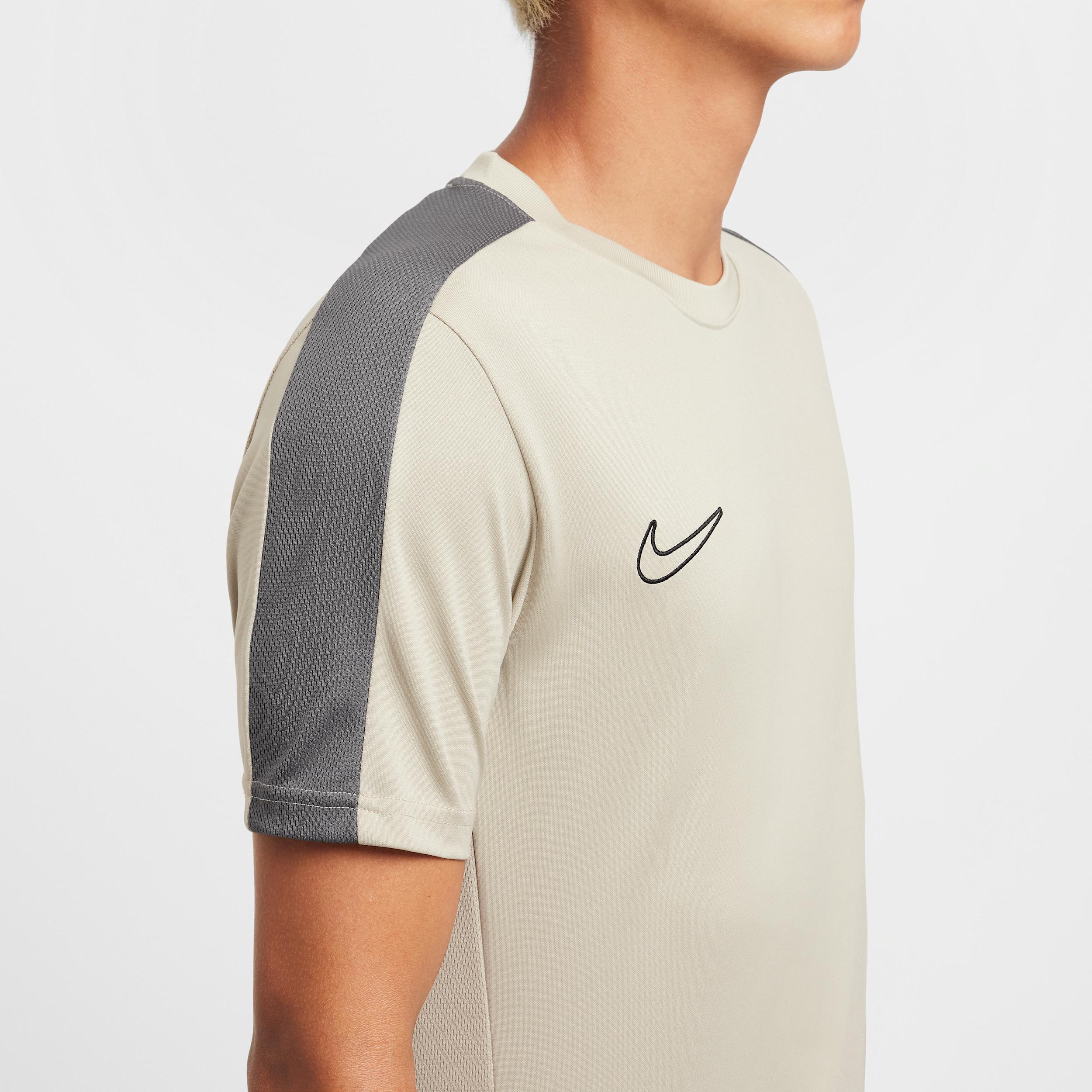 Nike Academy Men's Dri-FIT Short-Sleeve Soccer Top Product Image