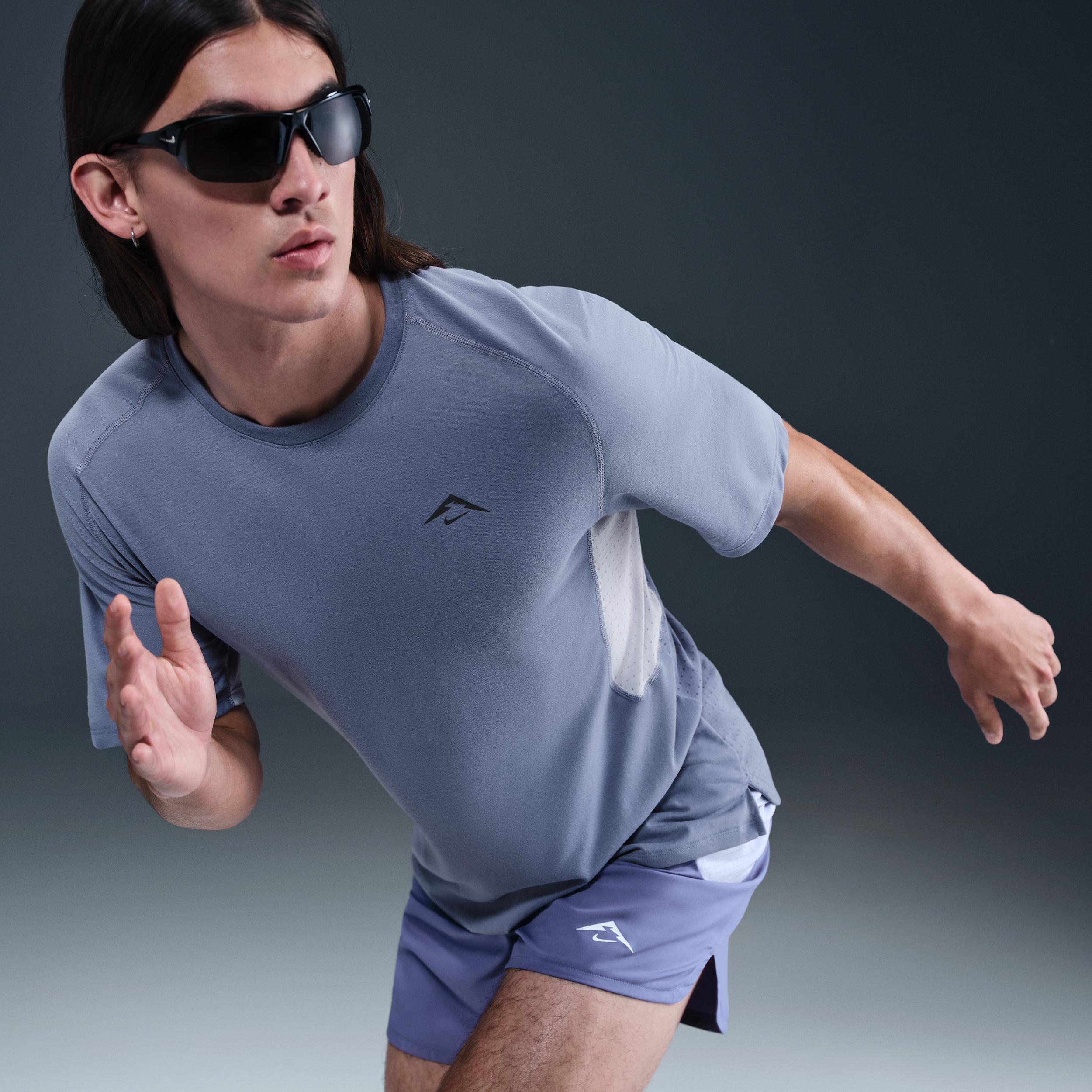 Nike Solar Chase Men's Dri-FIT ADV Short-Sleeve Running Top Product Image