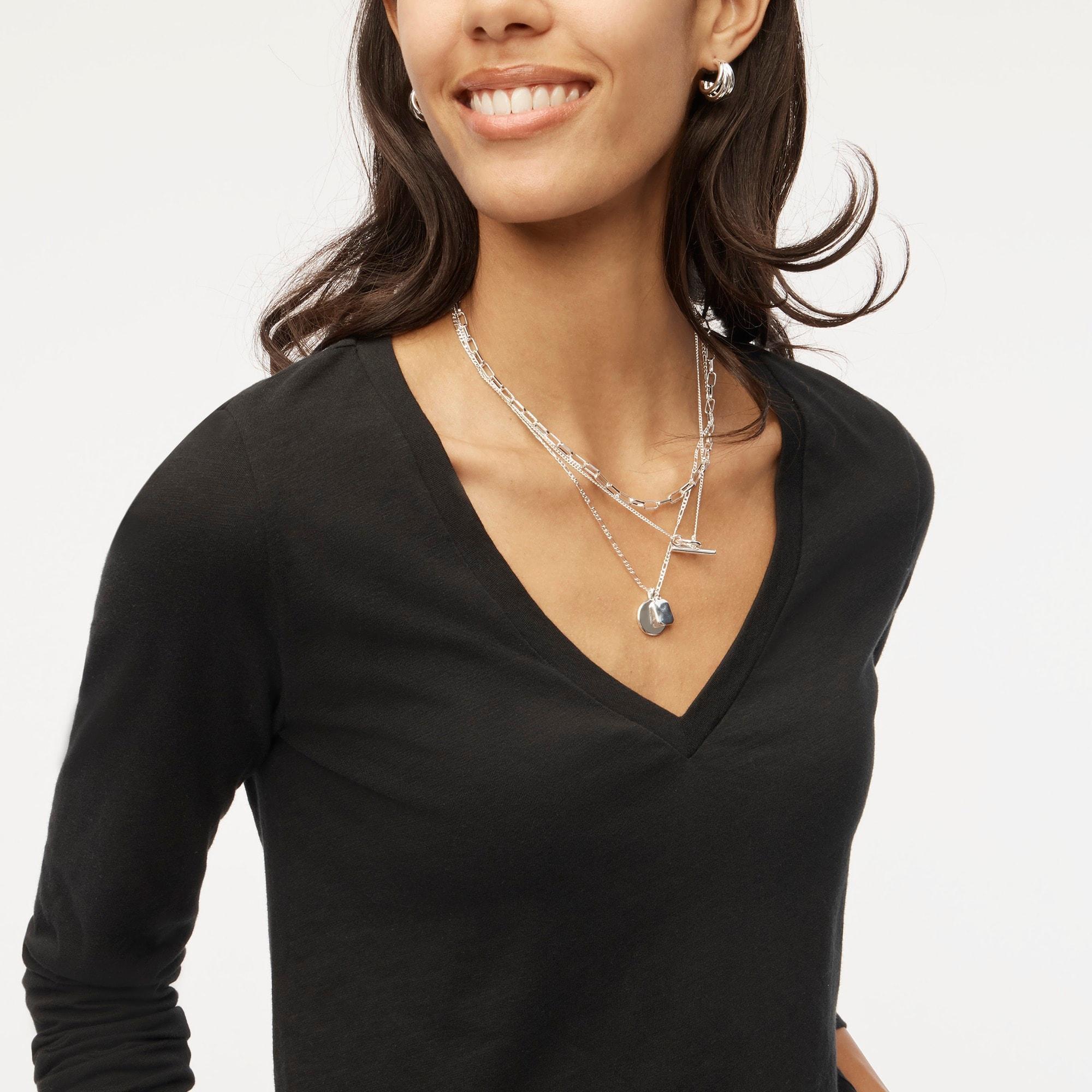 Long-sleeve vintage slub cotton V-neck tee Product Image