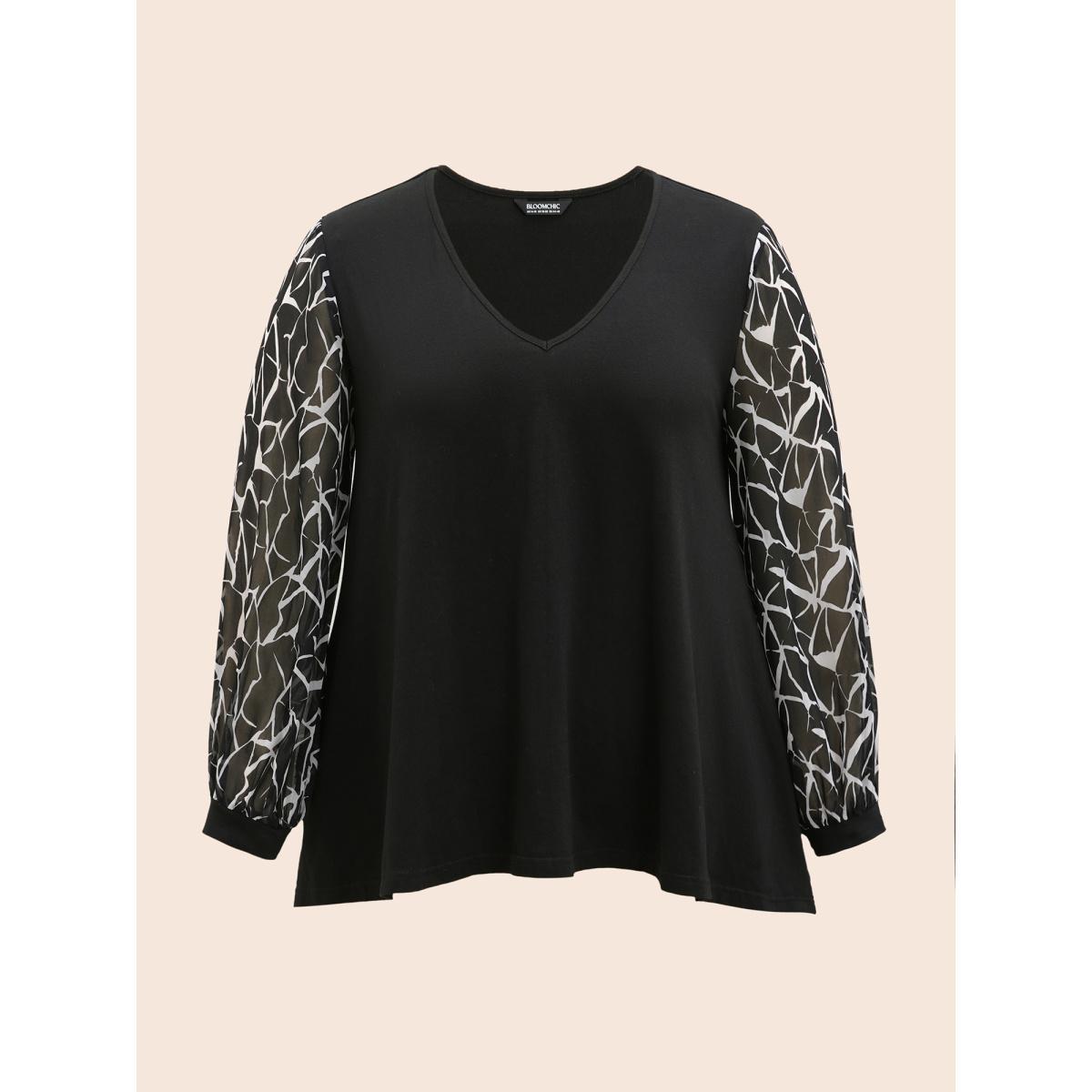 Plus Size Geometric Patchwork Mesh Pocket T-shirt Black Women Elegant See through Art&design V-neck Everyday T-shirts BloomChic 10/M Product Image