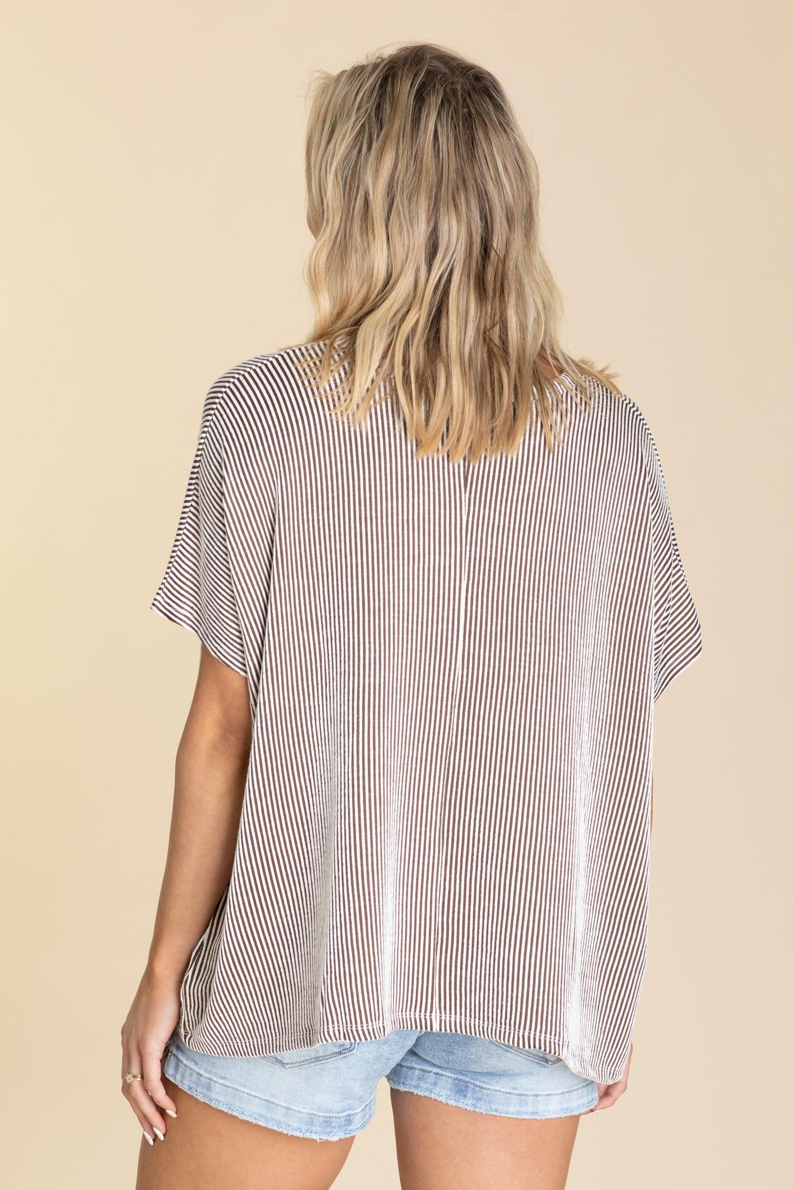 Ribbed Front Pocket Short Sleeve Knit Tops Product Image