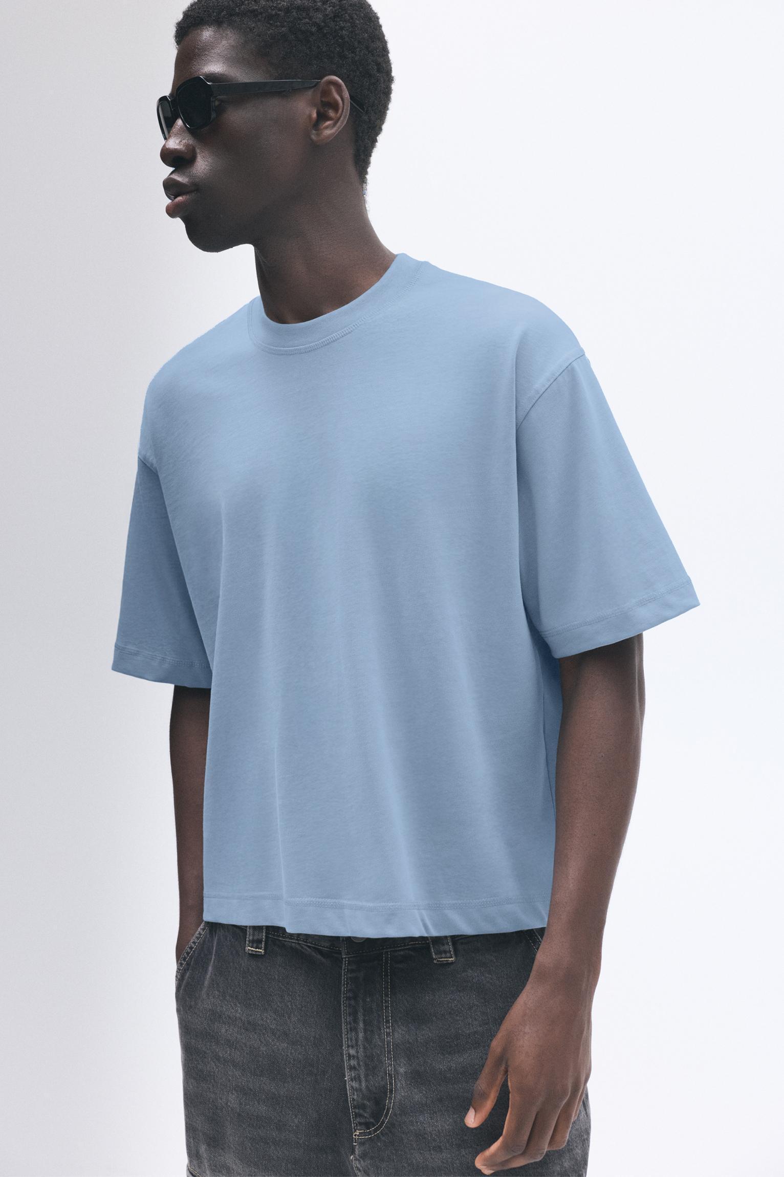 Cropped T-shirt Product Image