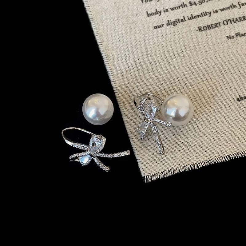 925 Sterling Silver Bow Faux Pearl Drop Earring Product Image