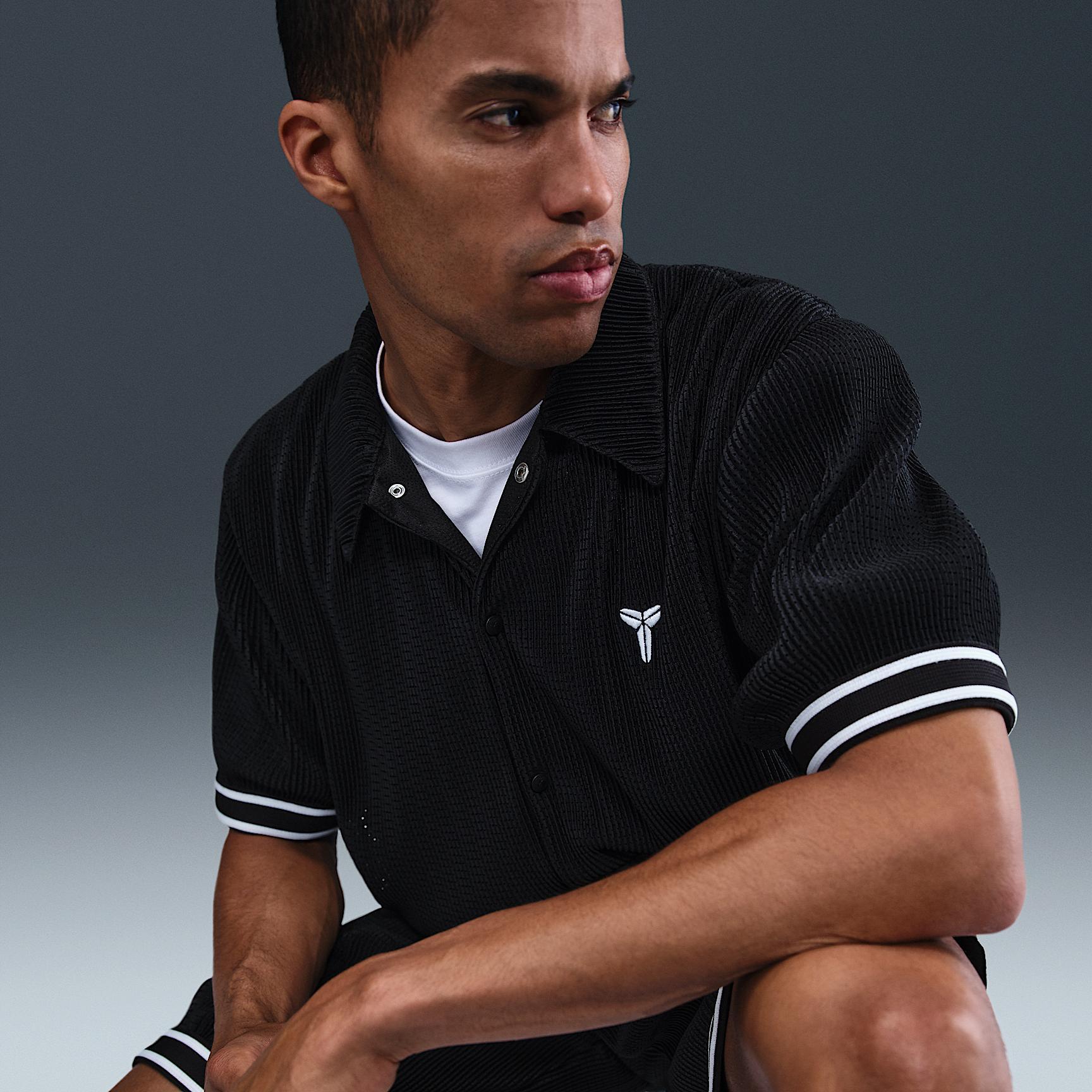 Nike Men's Kobe Pleated Short-Sleeve Basketball Top Product Image