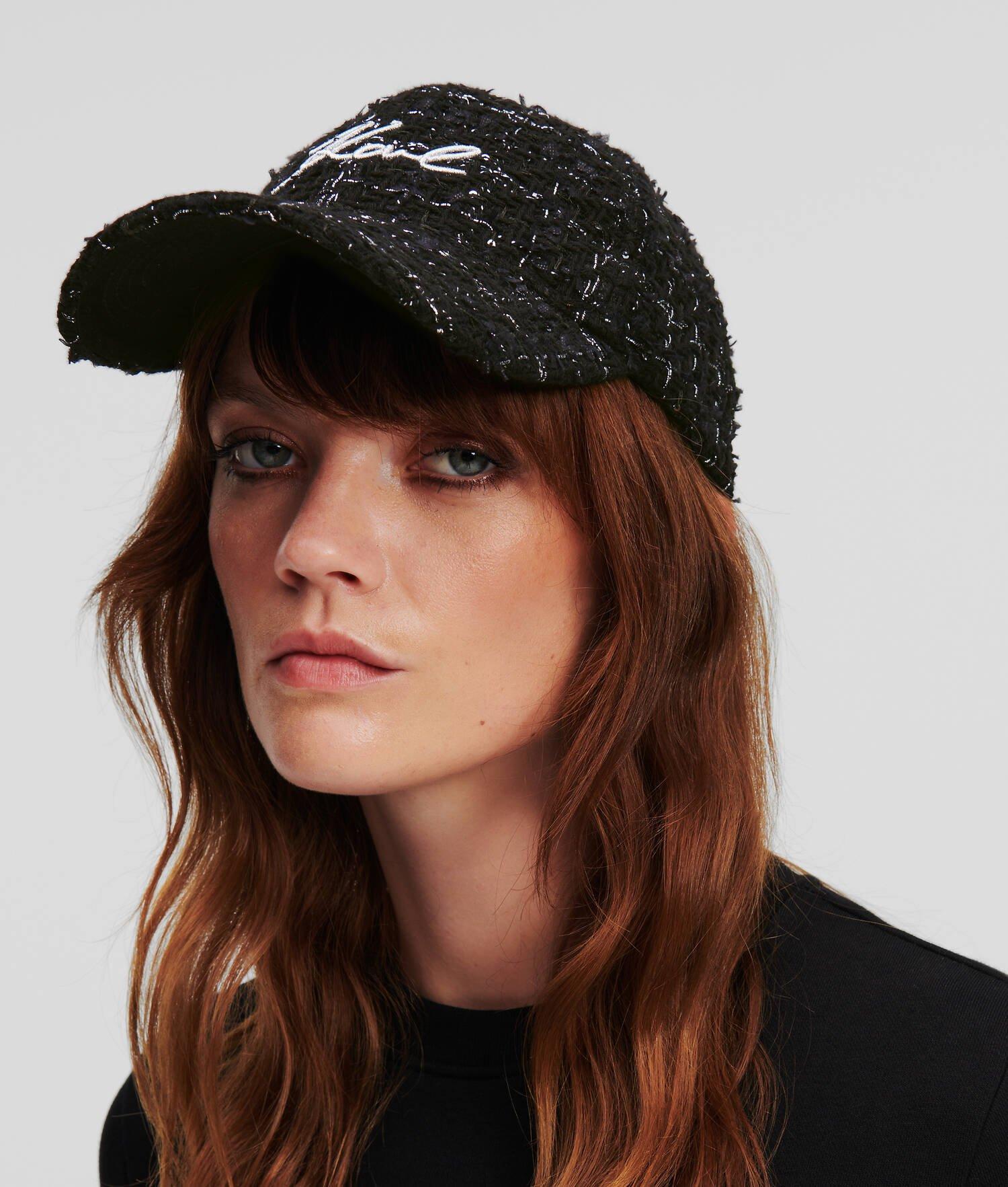 K/SIGNATURE BOUCLÉ CAP Product Image