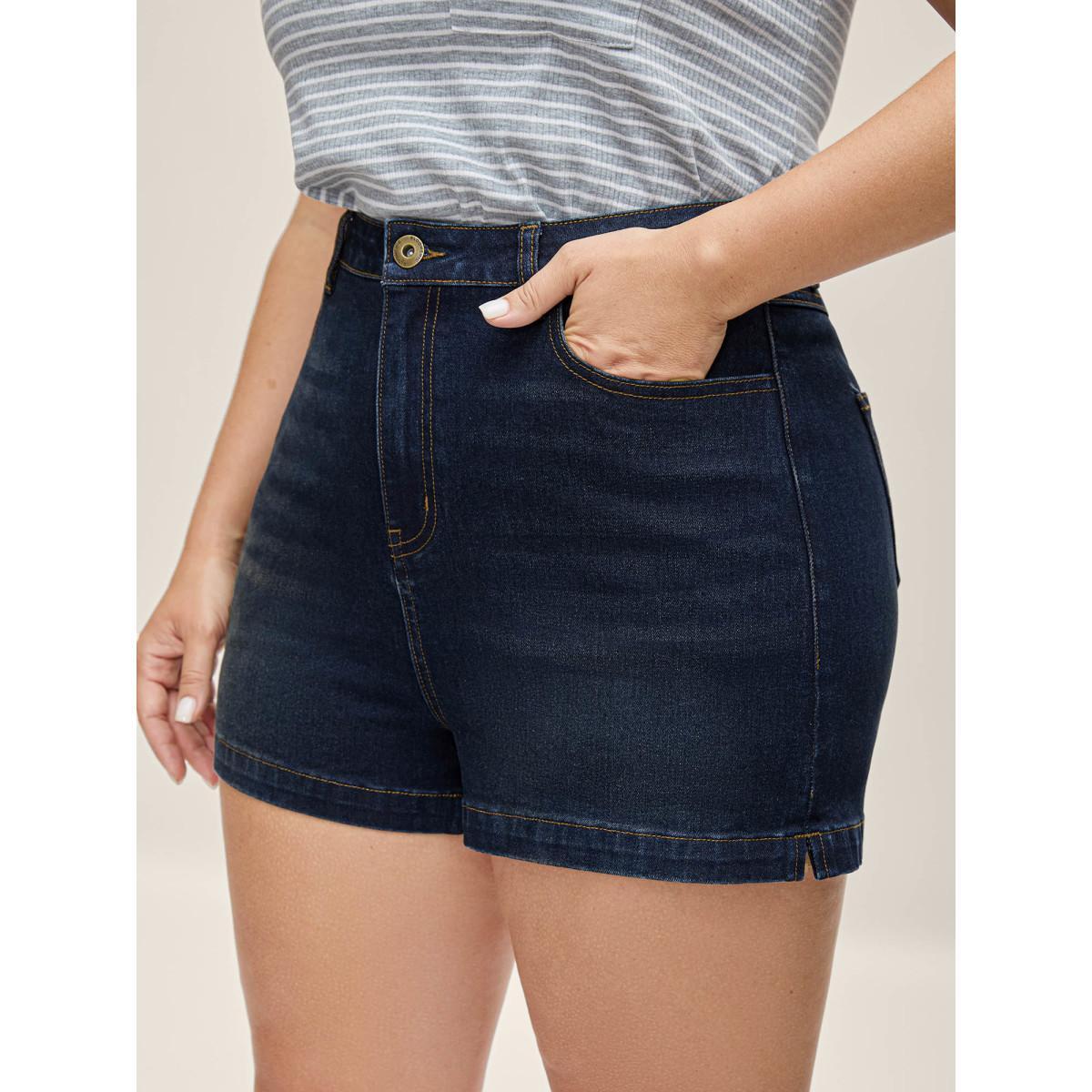 Plus Size Stretchy Classic Straight-Leg Denim Shorts Women Darkindigo Medium stretch Everyday-Casual Slanted pocket Denim Shorts BloomChic 12/L Product Image