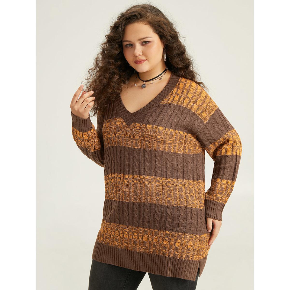 Plus Size Halloween Colorblock Plisse Split Side Pullover Bronze Women Casual Loose Long Sleeve V-neck Festival-Halloween Pullovers BloomChic 26/4X Product Image