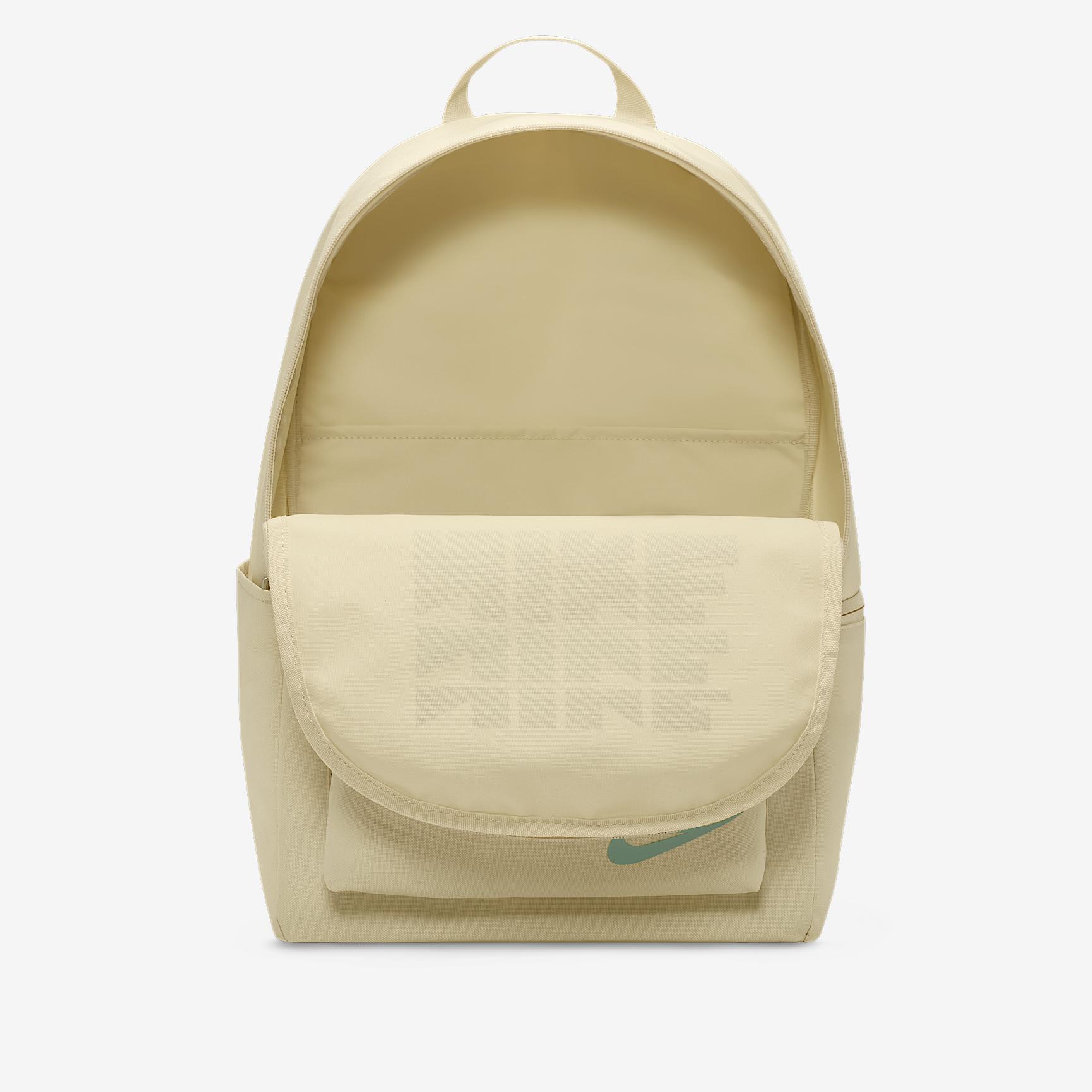 Nike Heritage Backpack (25L) Product Image