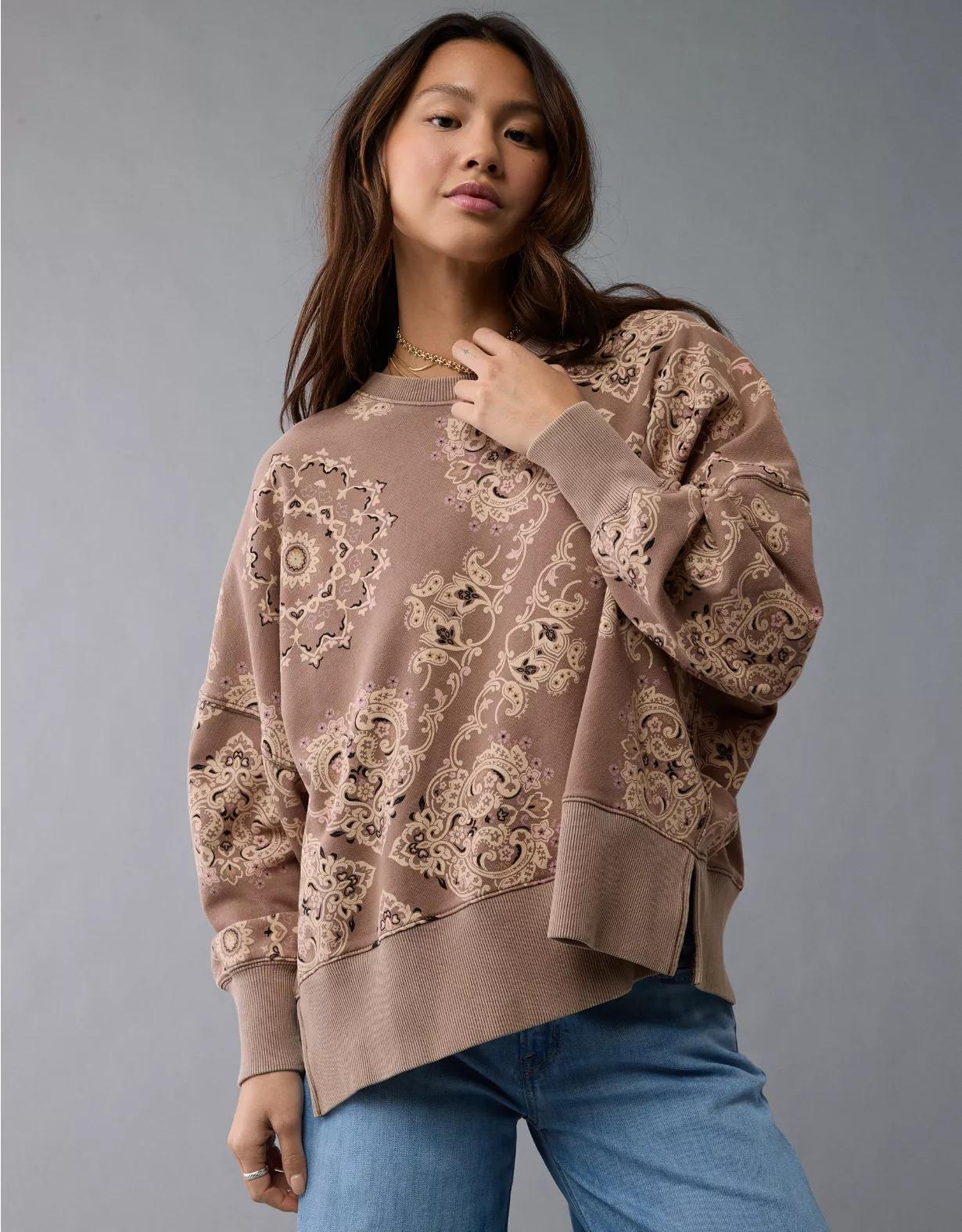 AE Big Hug Crew Neck Sweatshirt Product Image