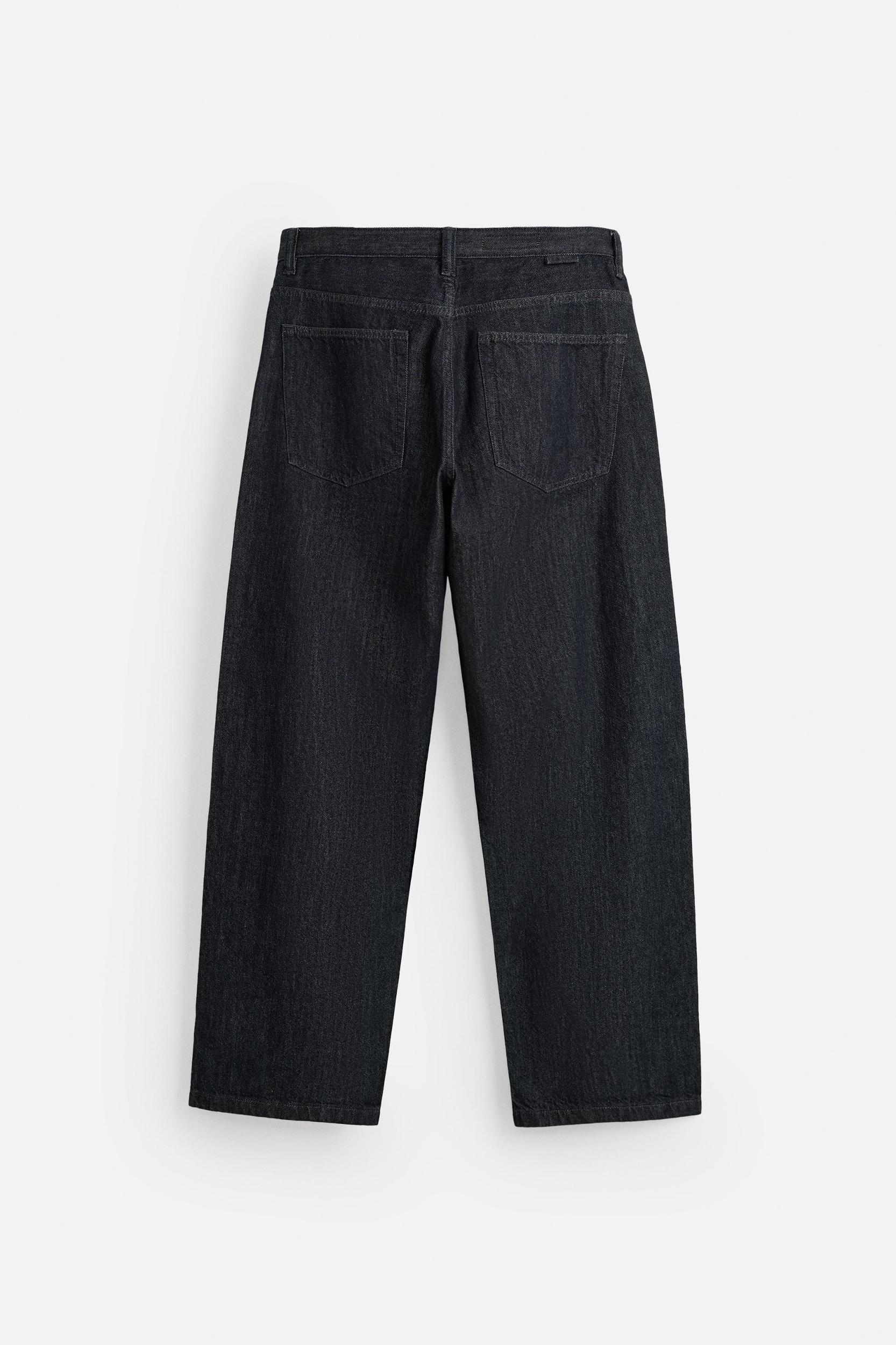 LIGHTWEIGHT BAGGY FIT JEANS Product Image