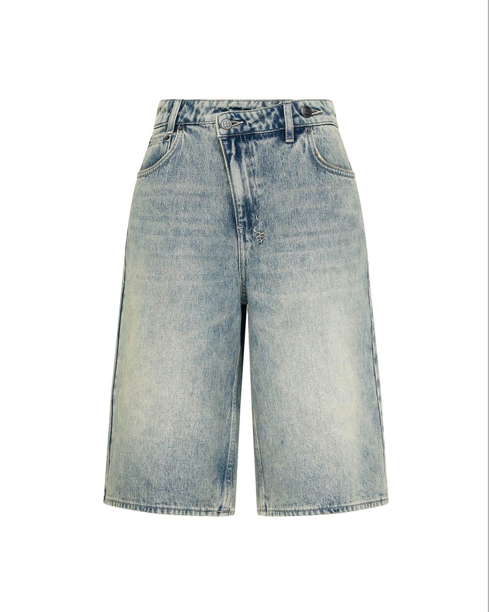 LOW RIDER SHORT FOLK Female Product Image