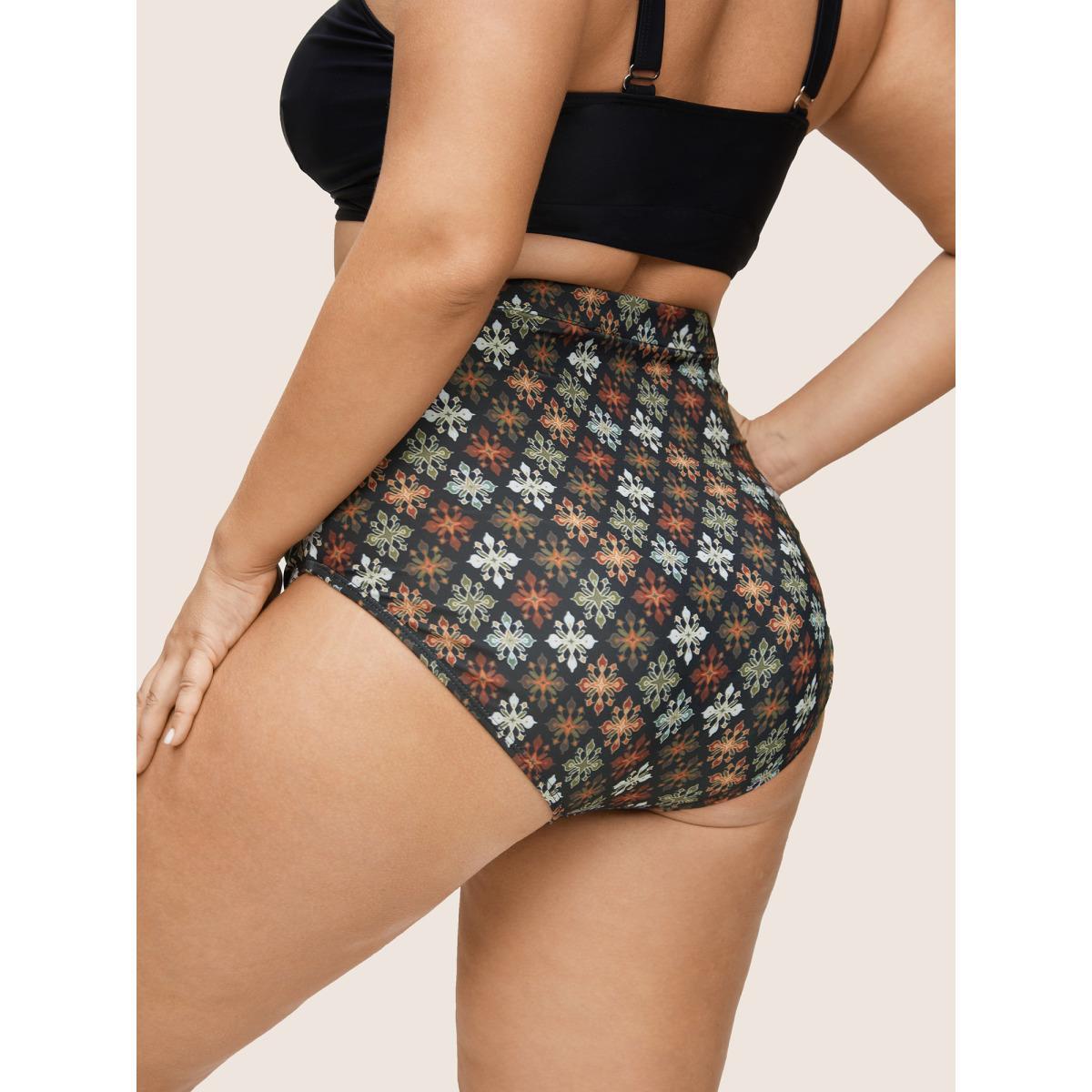 Plus Size Bandana Print Gathered High Rise Swim Bottom Women's Swimwear Black Beach Non High stretch Skinny High Rise Curve Swim Bottoms BloomChic 26/4X Product Image
