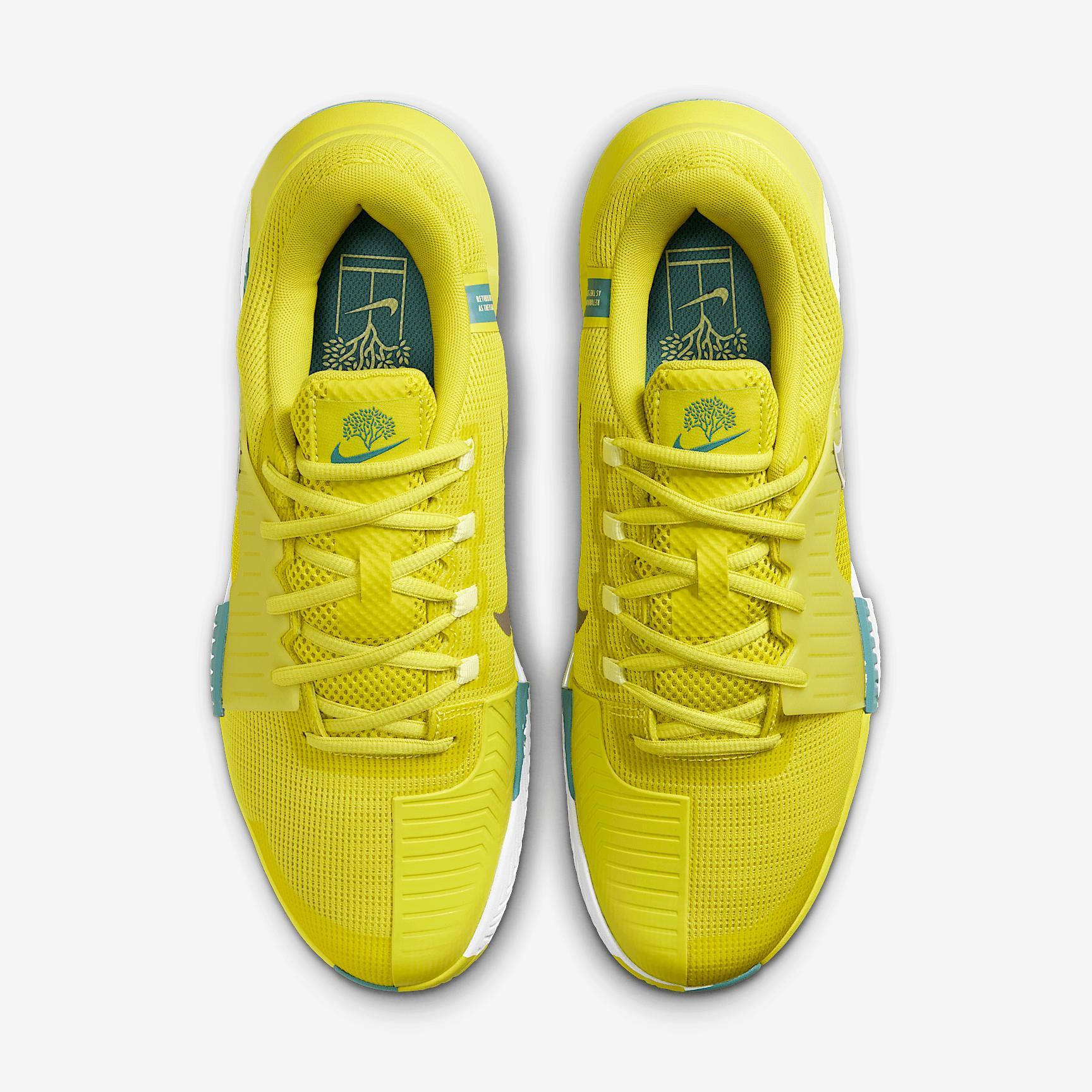 Nike GP Challenge 1 Premium Men's Hard Court Tennis Shoes Product Image