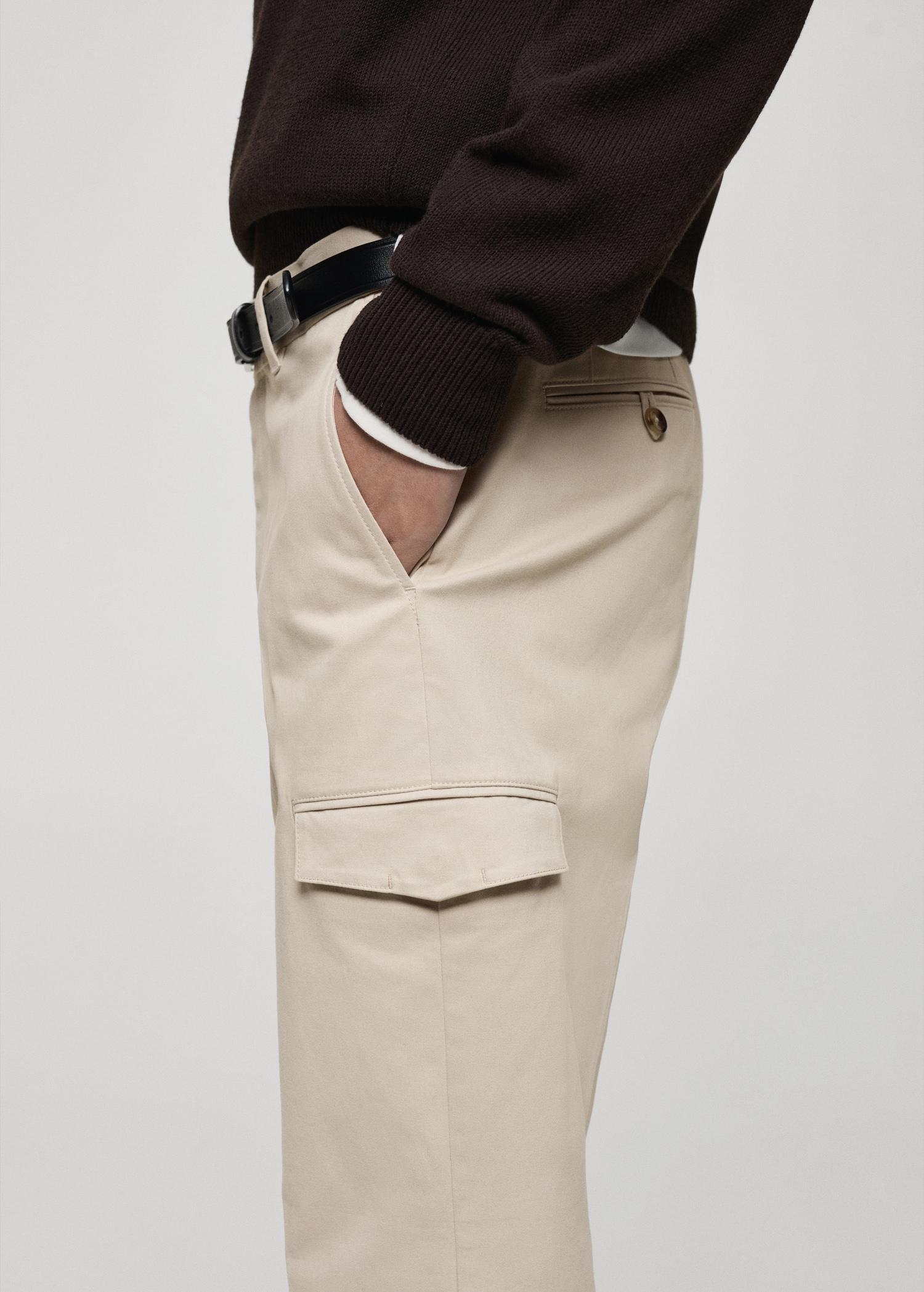 Regular-fit cotton cargo pants - Men | MANGO USA Product Image