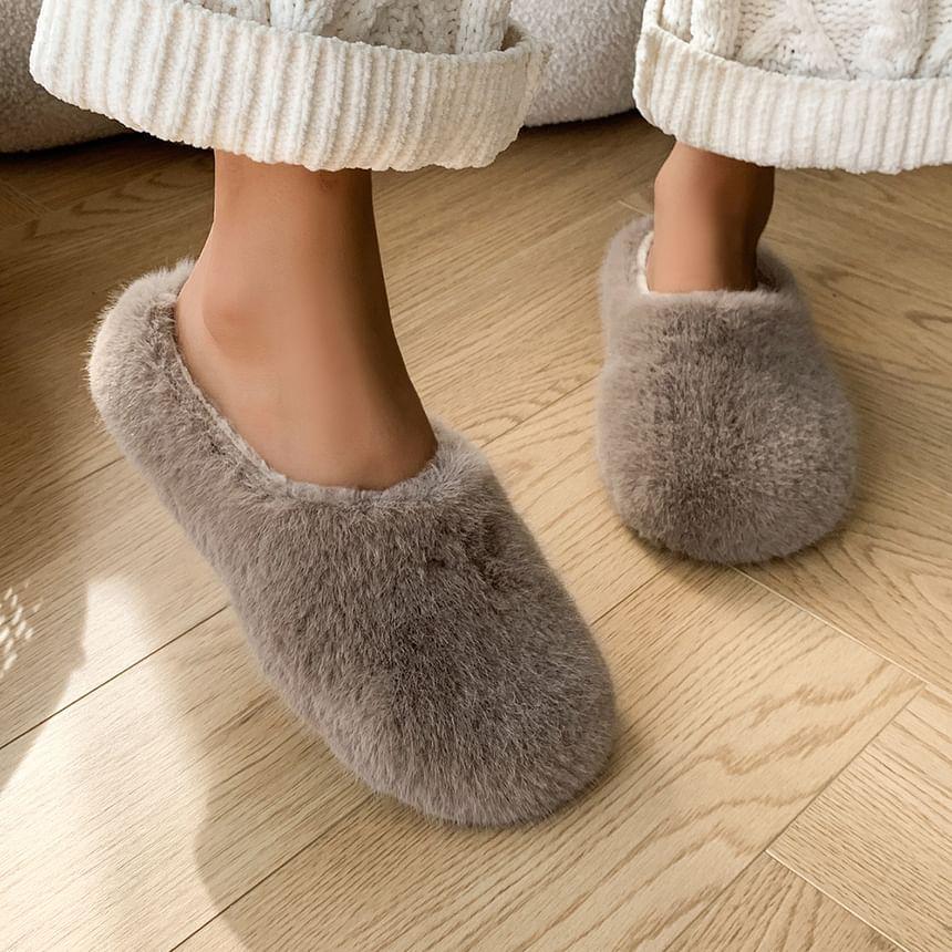 Plain Fluffy Home Slippers Product Image