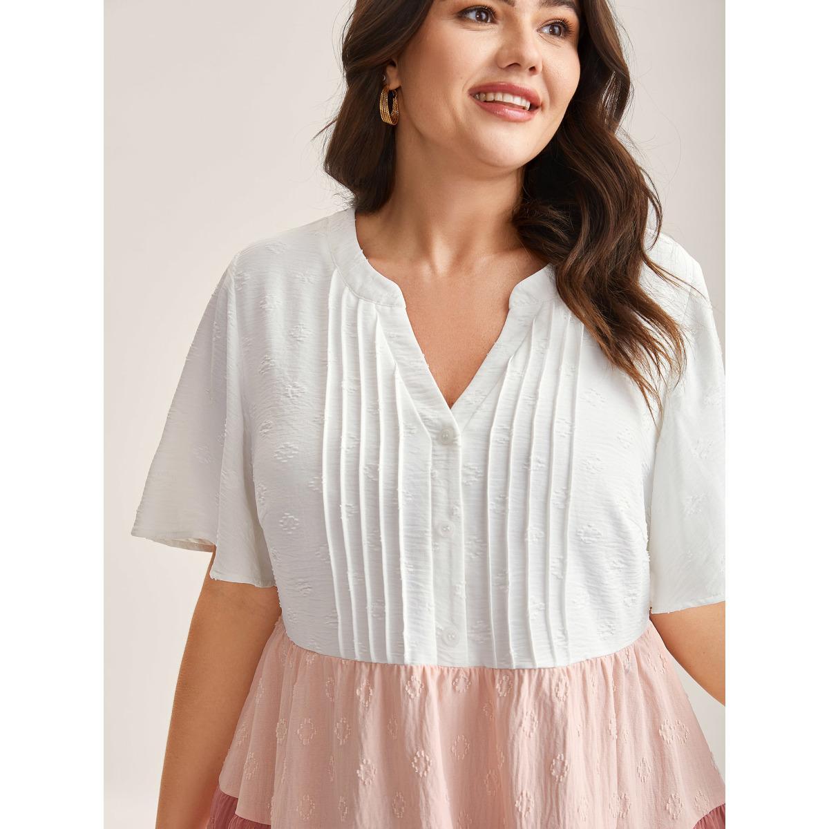 Plus Size WhiteSmoke Toothpick Pleat Color Contrast Blouse Women Short sleeve Flat collar with V-notch Everyday-Elegant Blouses BloomChic 28/5X Product Image