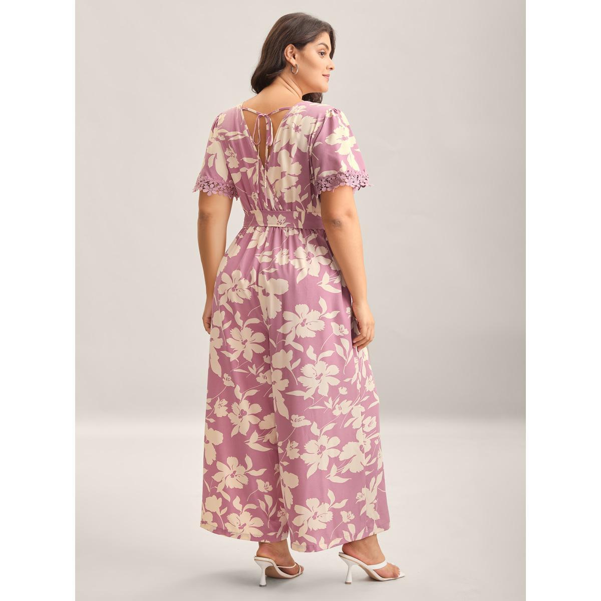 Plus Size Beanpastepowder Floral Print Back Tie Jumpsuit Women Short sleeve V-neck Everyday-Elegant Loose Jumpsuits BloomChic 10/M Product Image