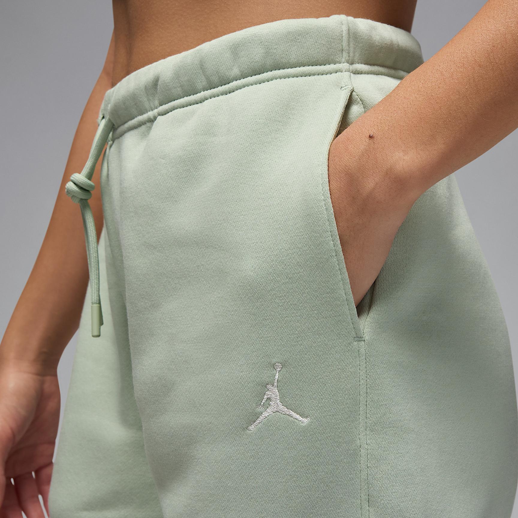 Jordan Brooklyn Fleece Women's Graphic Pants Product Image