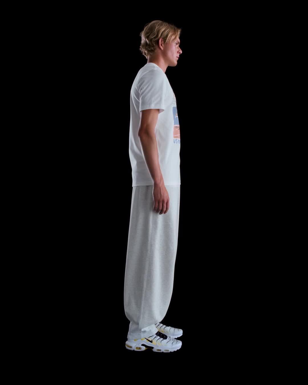 Nike Sportswear Men's T-Shirt Product Image