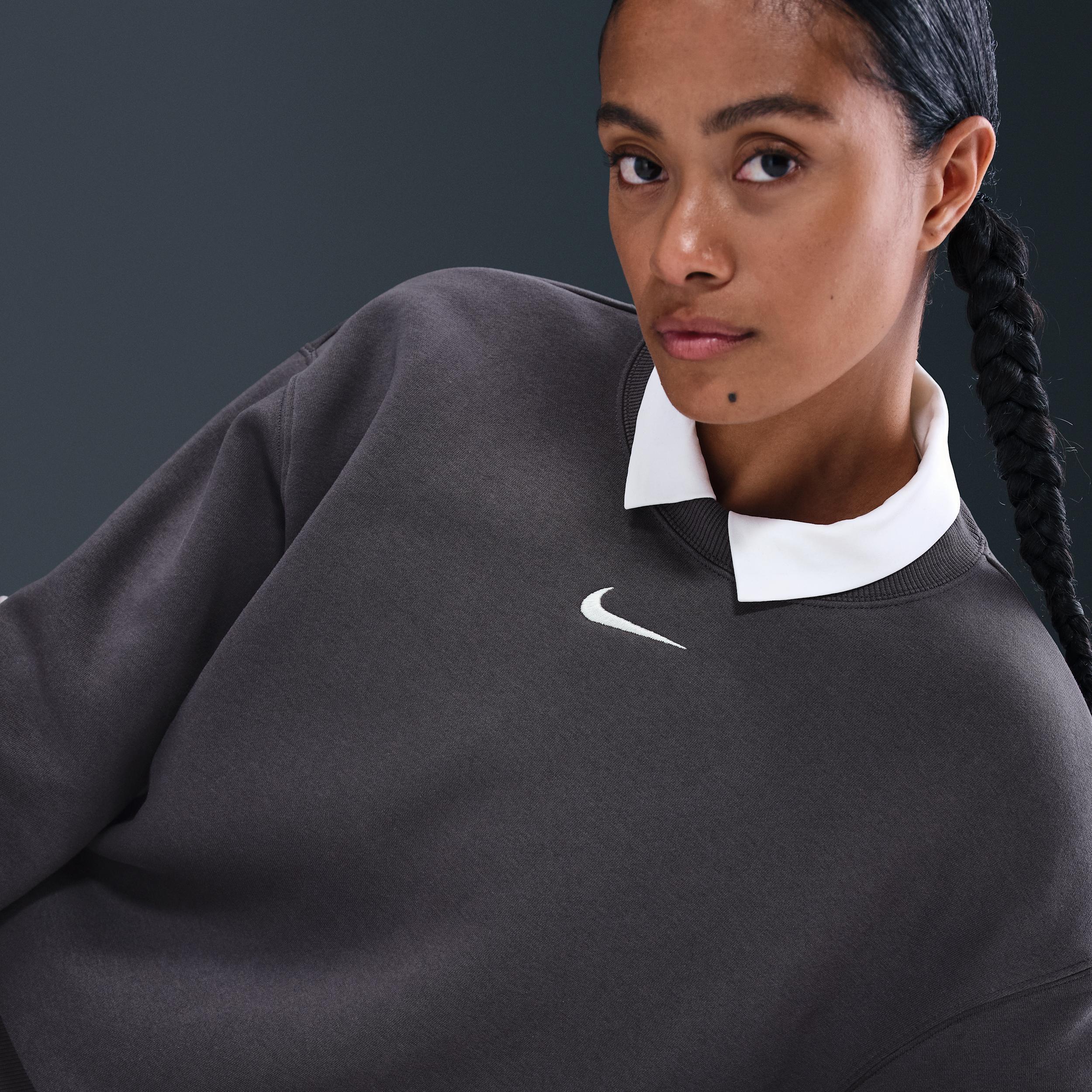 Women's Nike Sportswear Phoenix Fleece Oversized Crew-Neck Sweatshirt Product Image