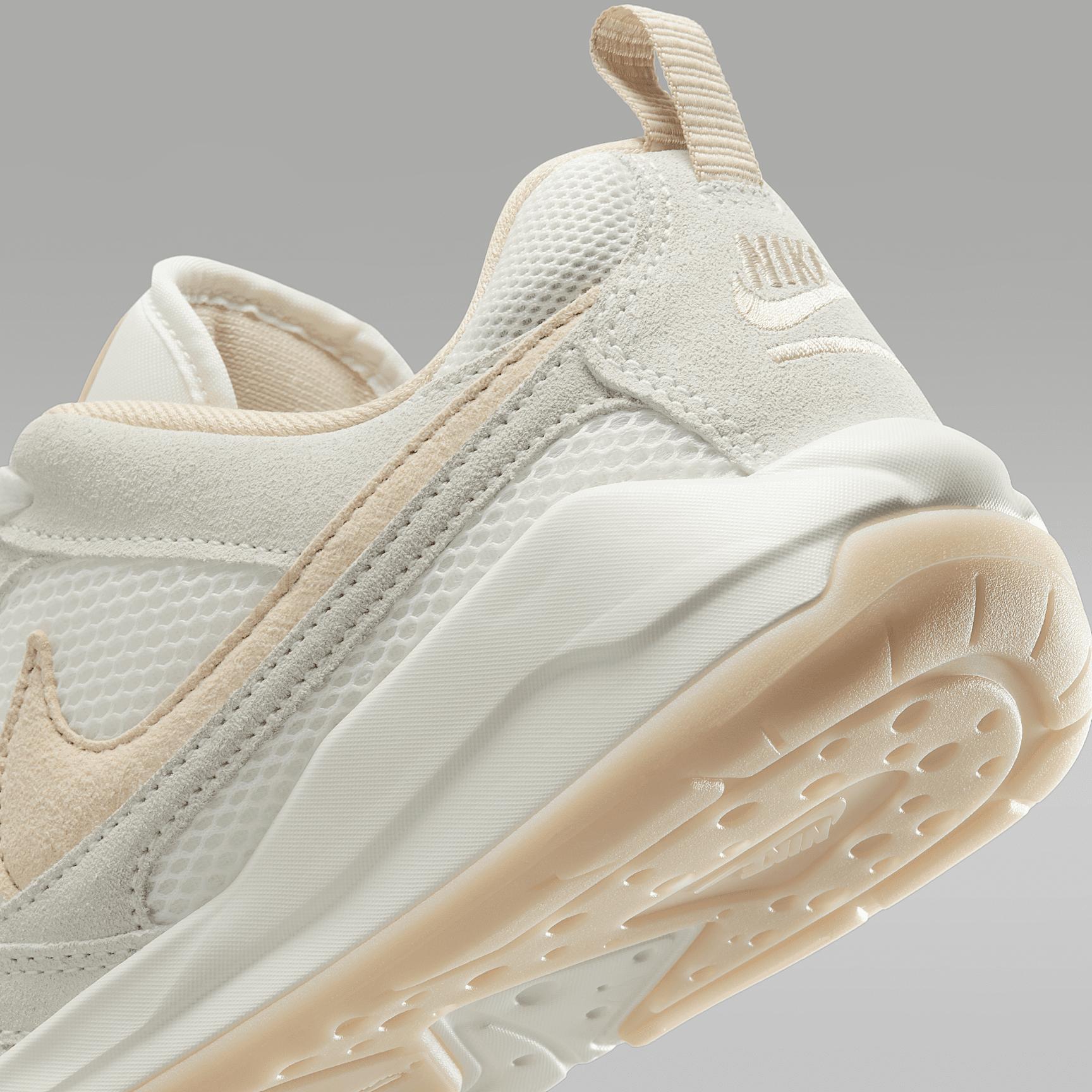 Women's Jordan CMFT Era Shoes Product Image
