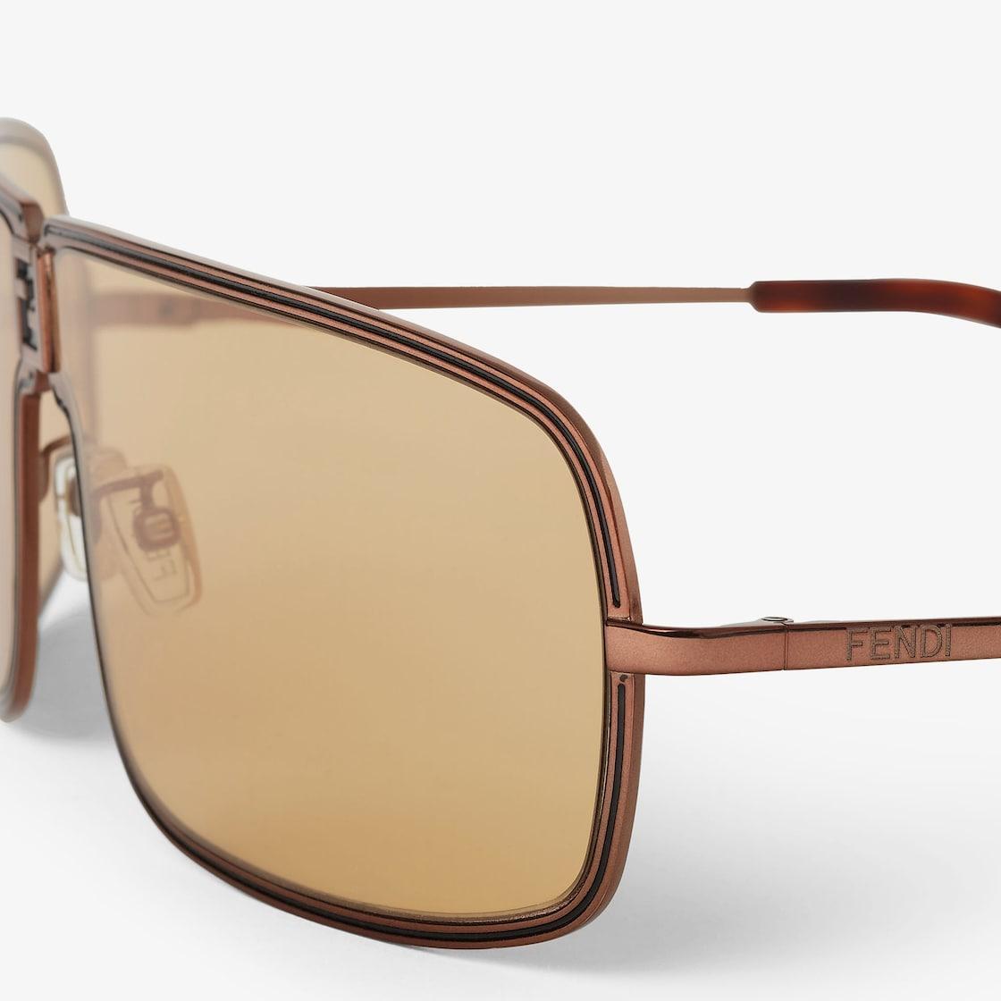 FendinessBronze metal sunglasses with tobacco-color lenses Product Image