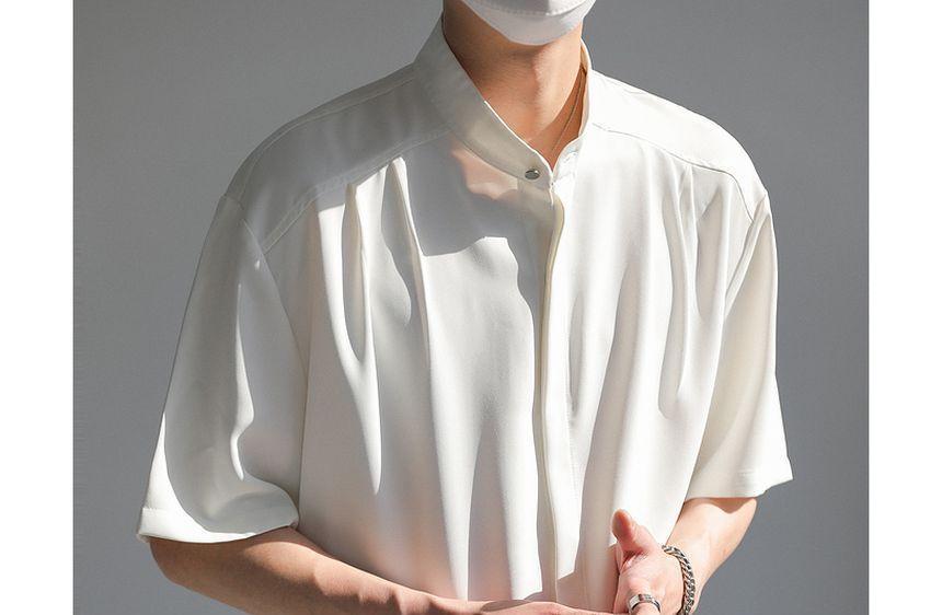 Short-Sleeve Plain Button-Up Shirt Product Image