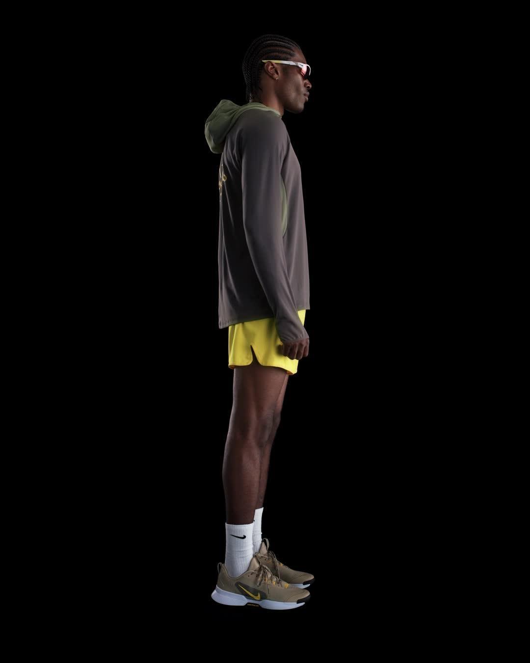 Nike Men's Dri-FIT UV Hooded Running Top Product Image