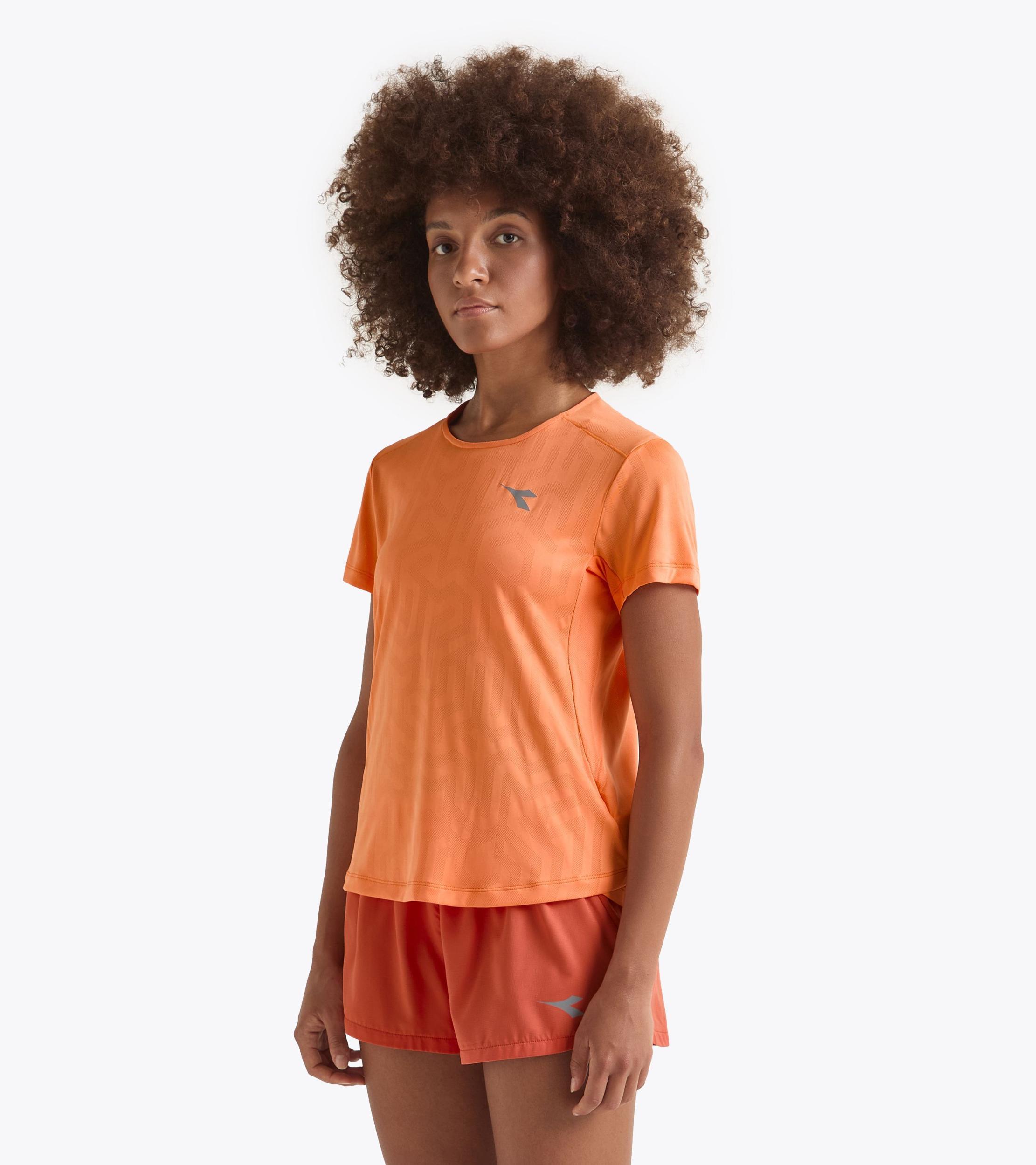 L. SUPER LIGHT SS T-SHIRT Product Image