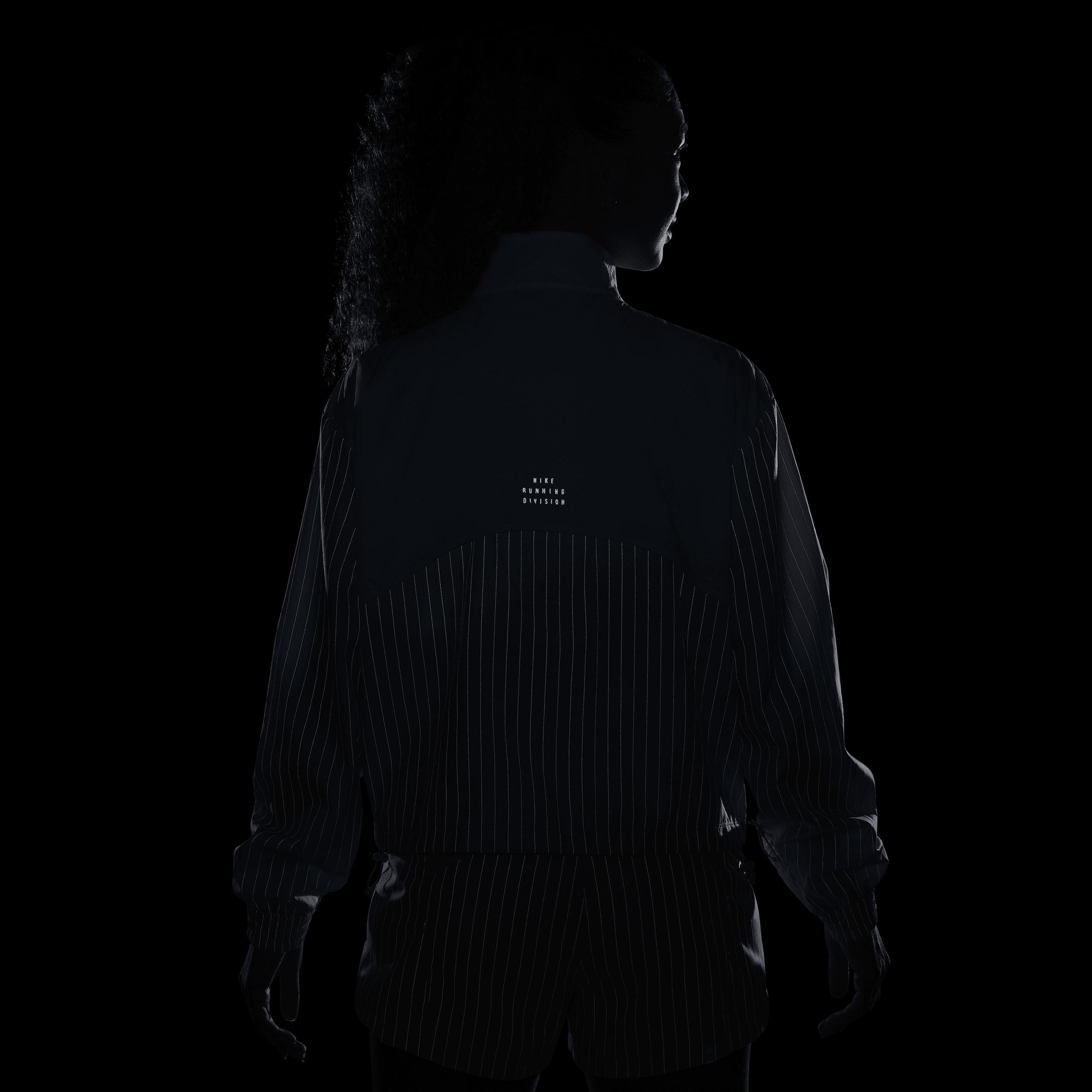 Nike Running Division Women's Running Jacket Product Image