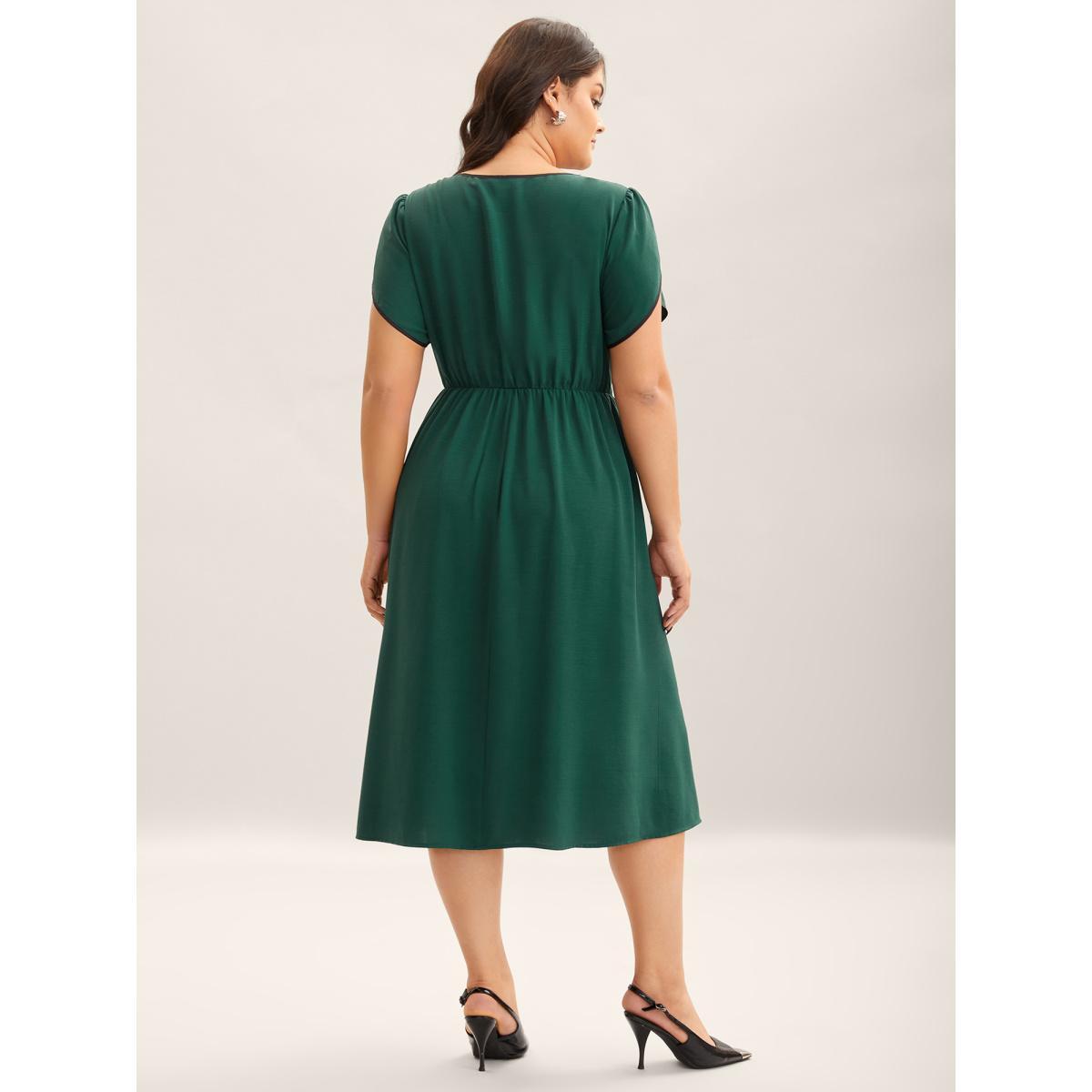 Plus Size Petal Sleeve Pleated Pockets Midi Dress DarkGreen Women Round Neck Short sleeve Curvy BloomChic 12/L Product Image